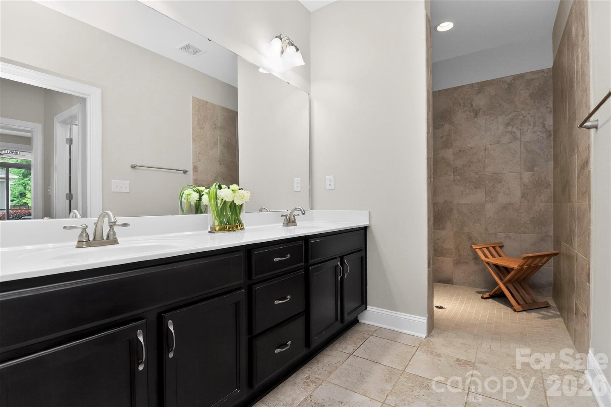 7933 Parknoll Drive — Huntersville
