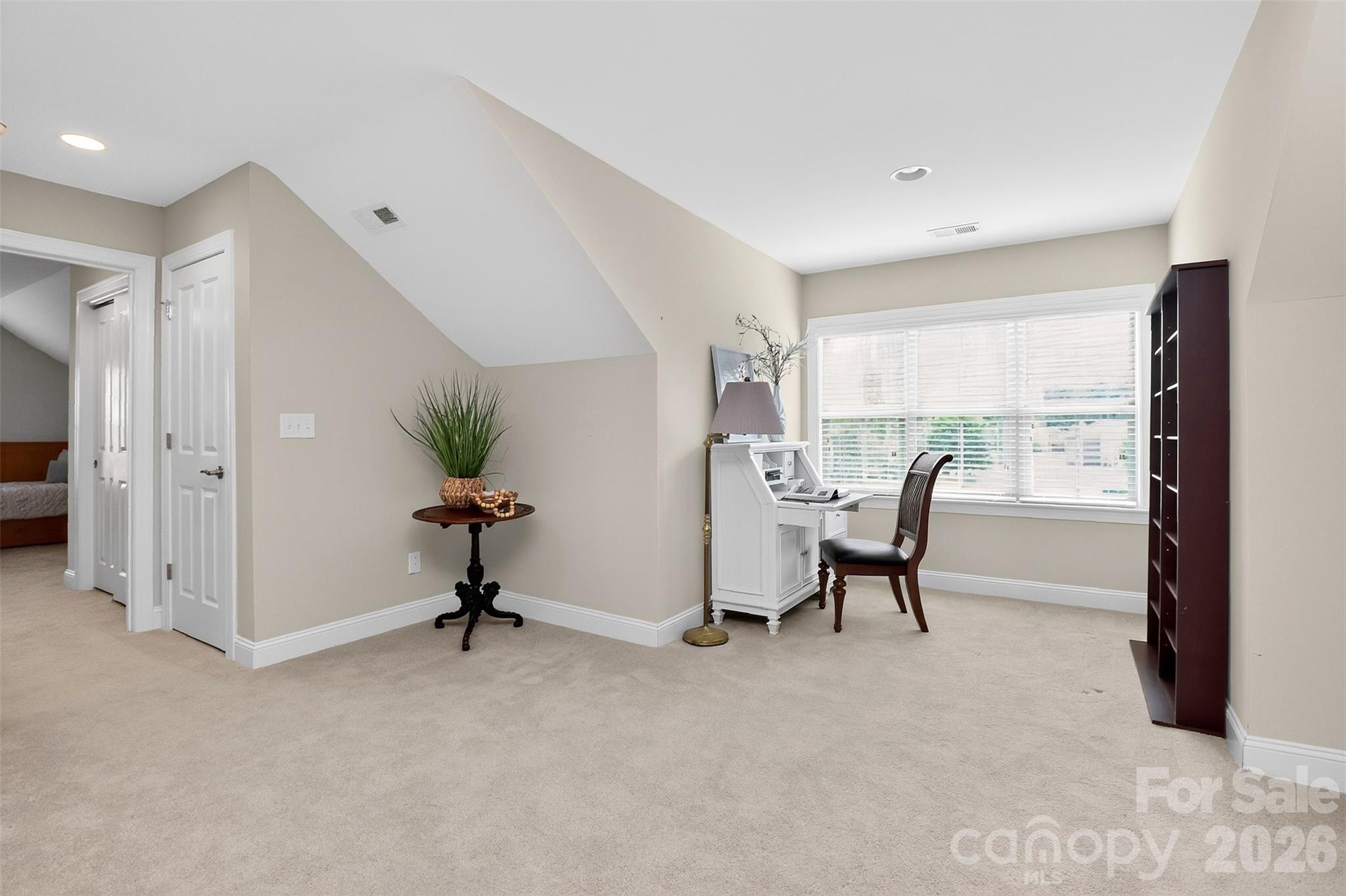7933 Parknoll Drive — Huntersville