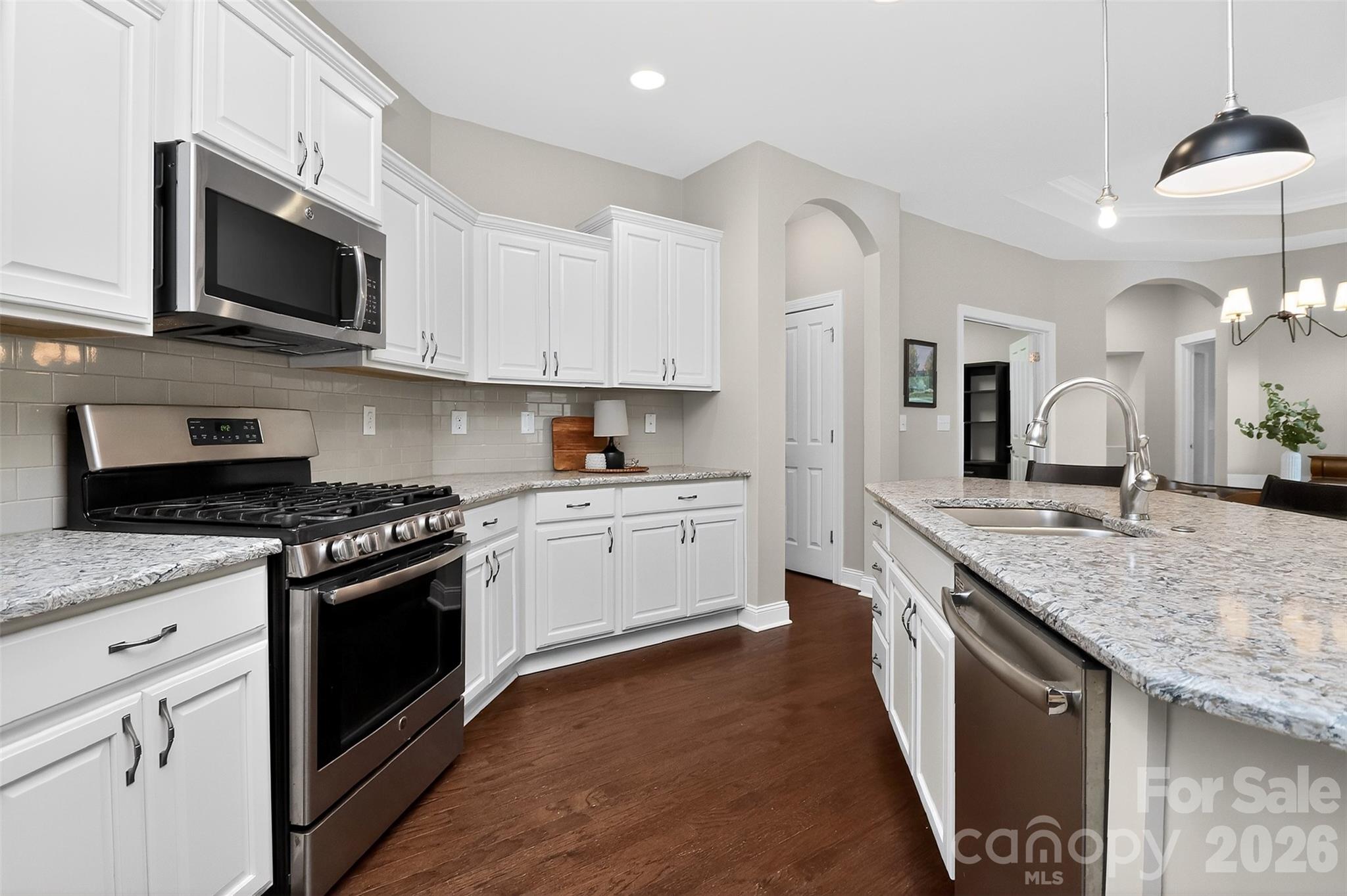 7933 Parknoll Drive — Huntersville