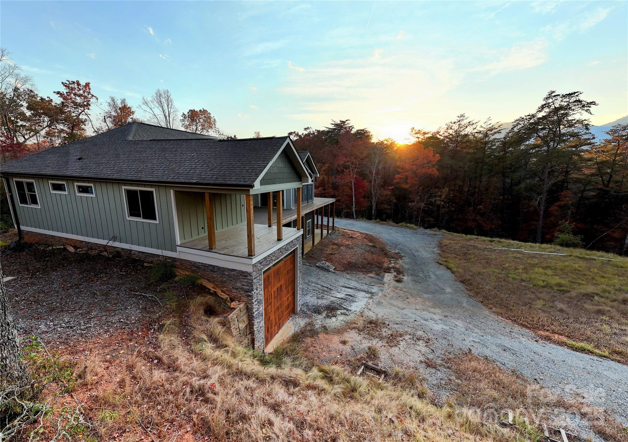 864 Matho Trace — Lake Lure