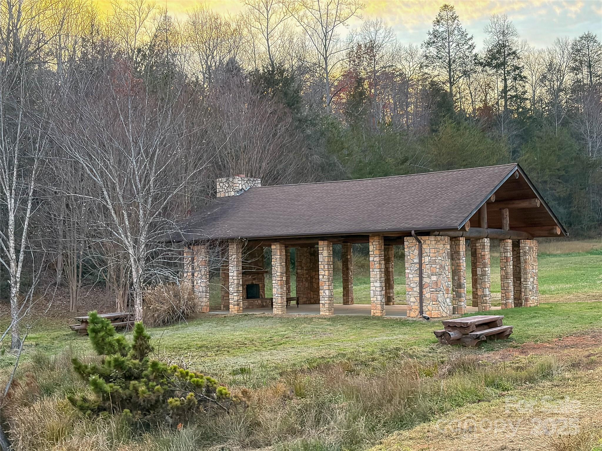 864 Matho Trace — Lake Lure