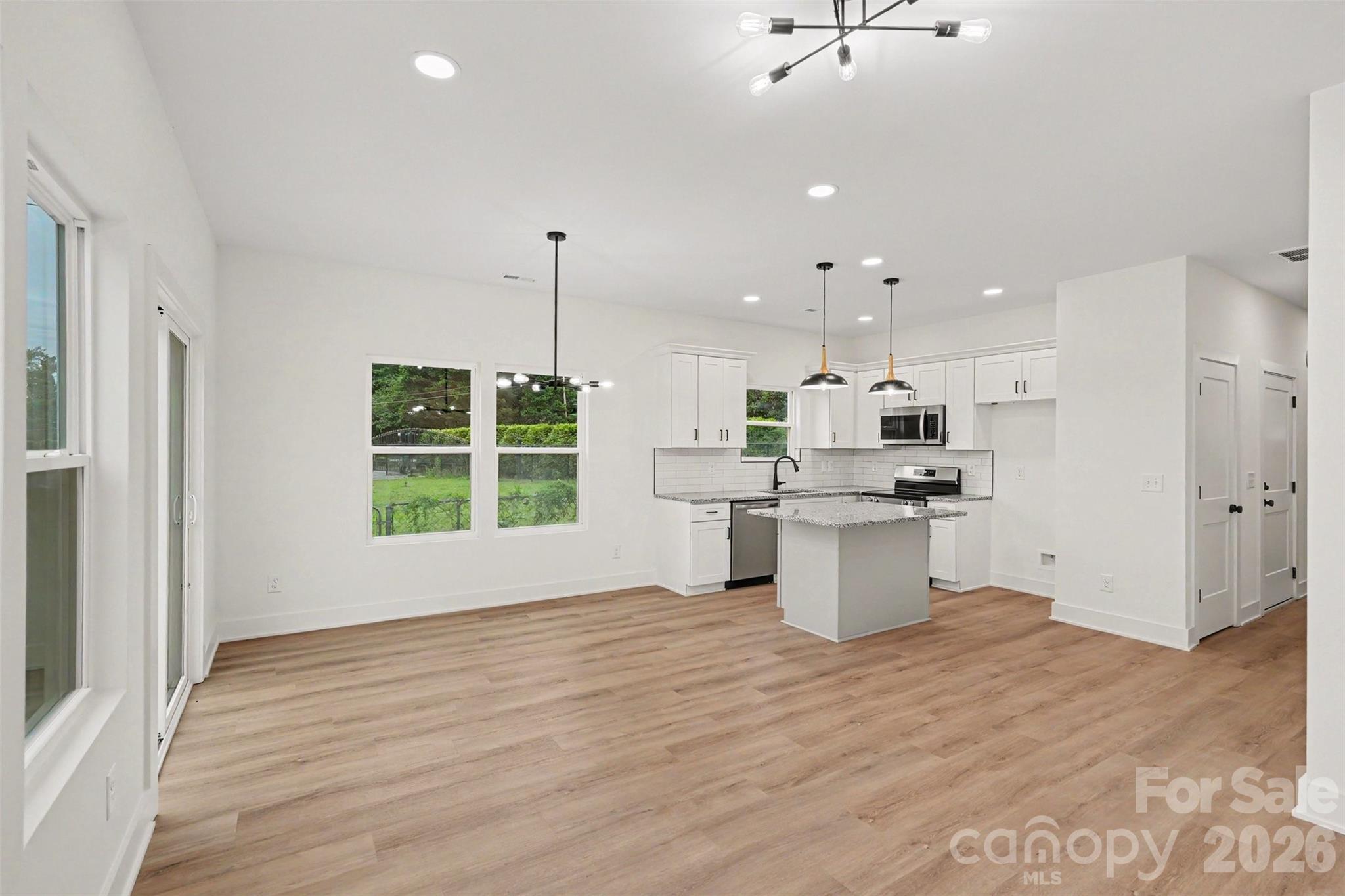 7523 Lawyers Road — Charlotte