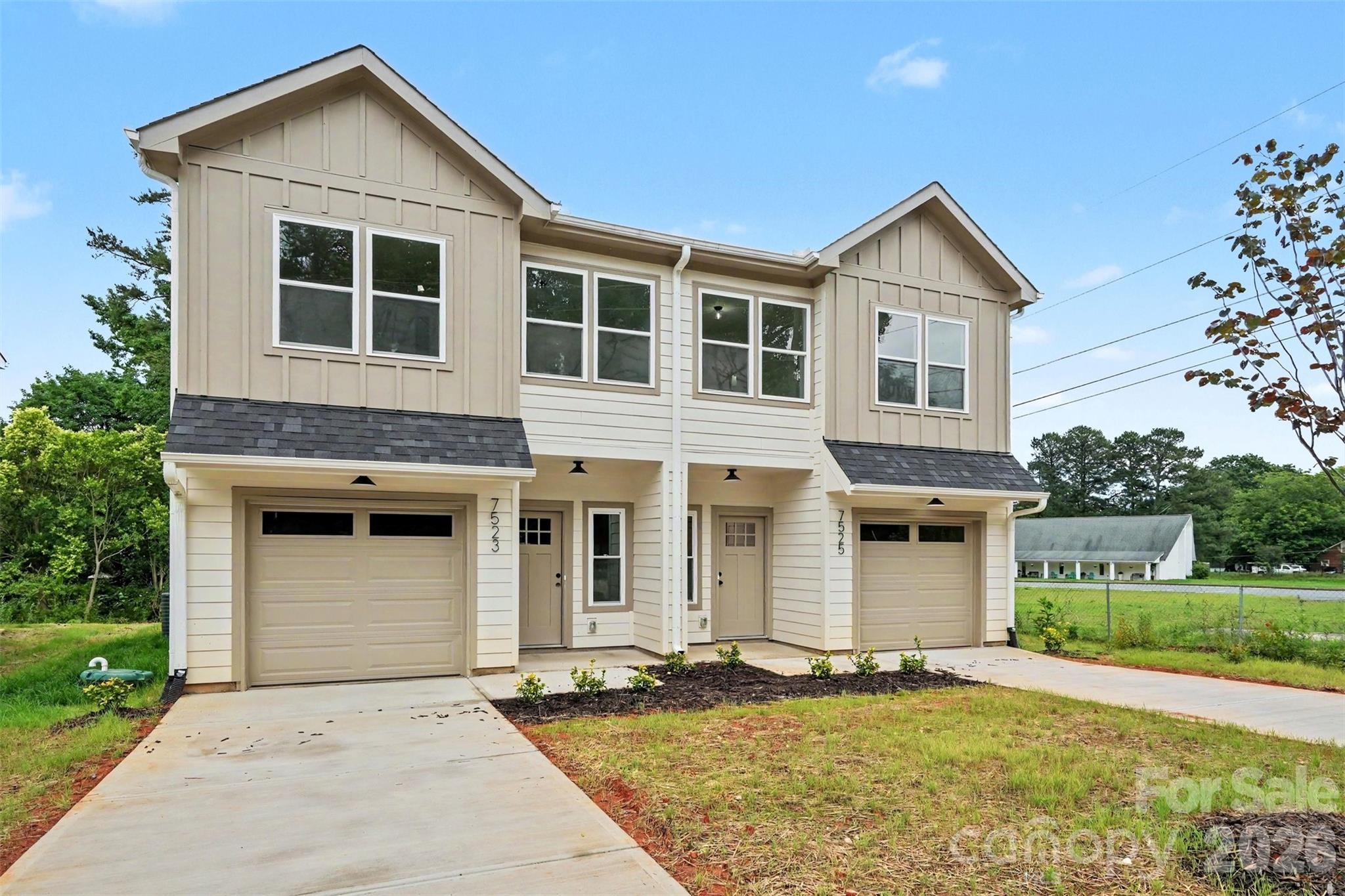 7523 Lawyers Road — Charlotte