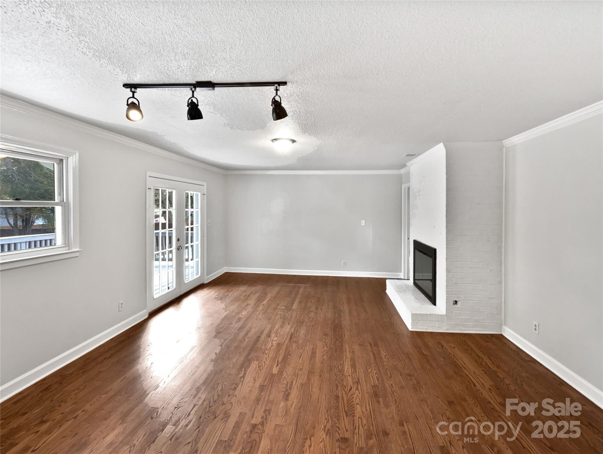 10120 Mount Holly Road — Charlotte