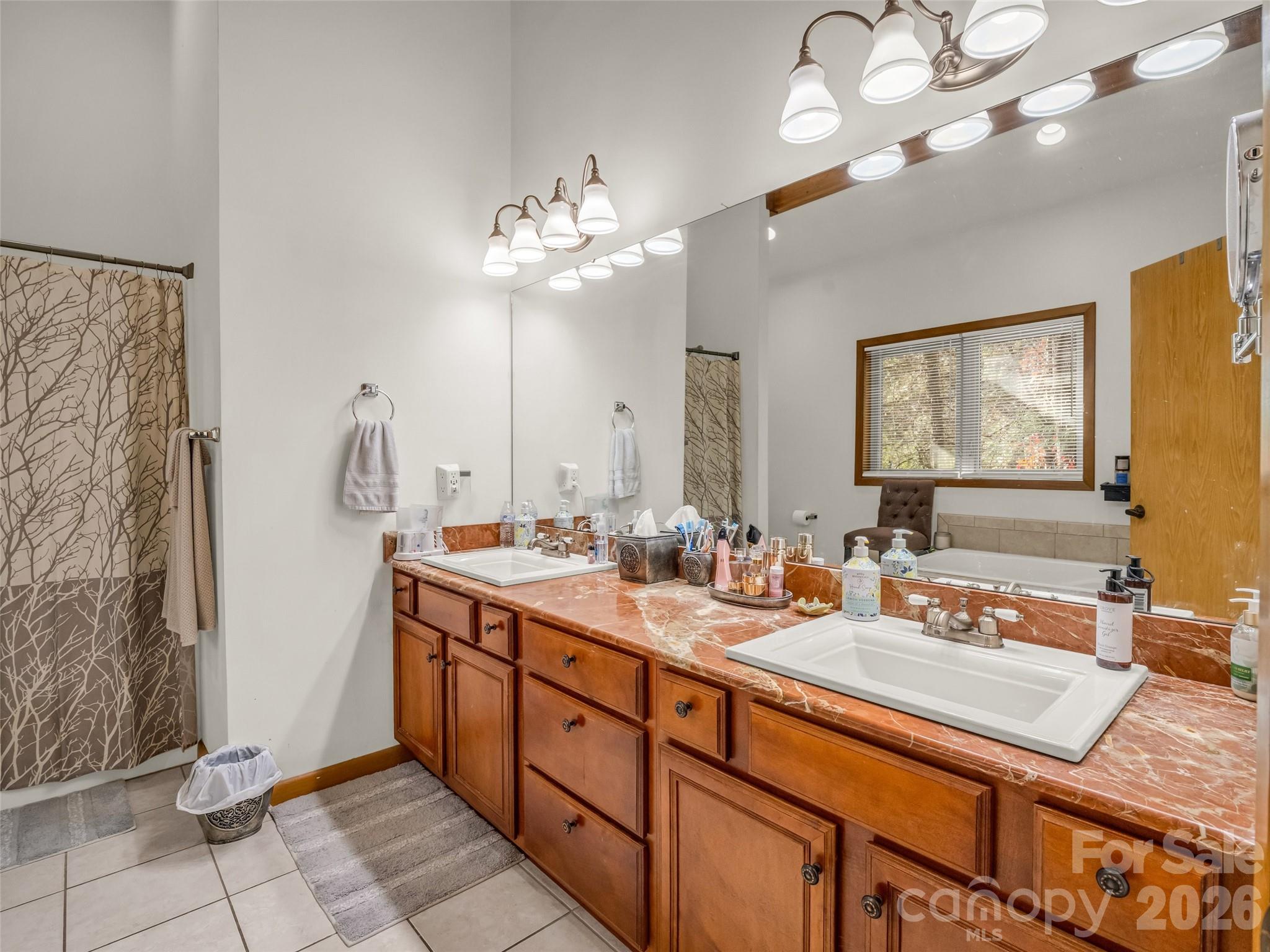9 Fairway View Drive — Weaverville