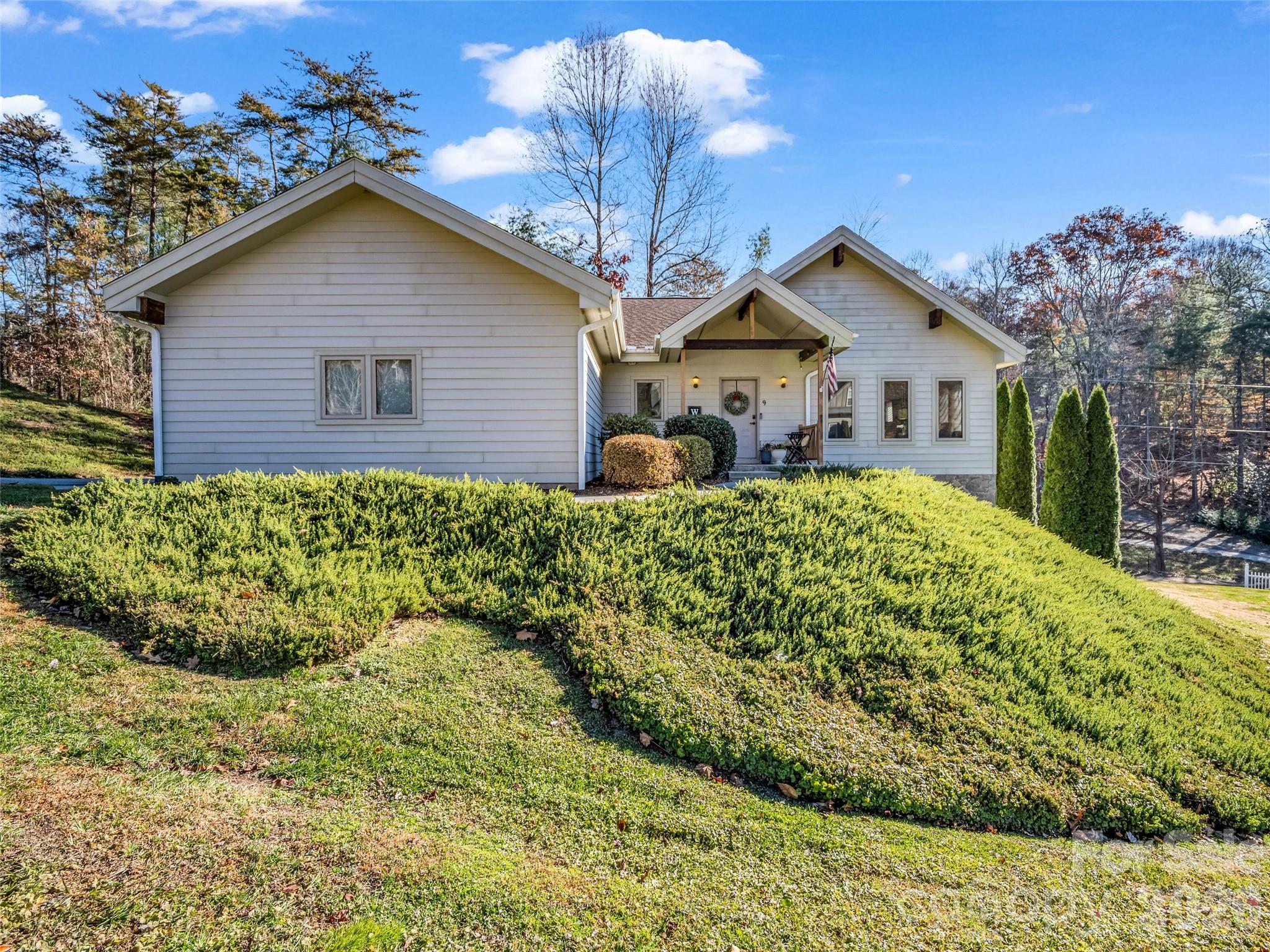 9 Fairway View Drive — Weaverville