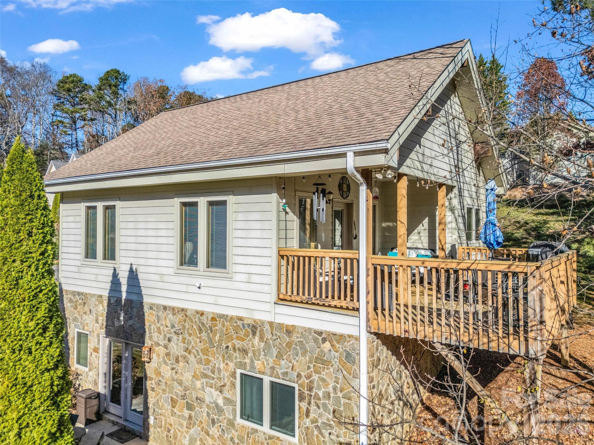 9 Fairway View Drive — Weaverville