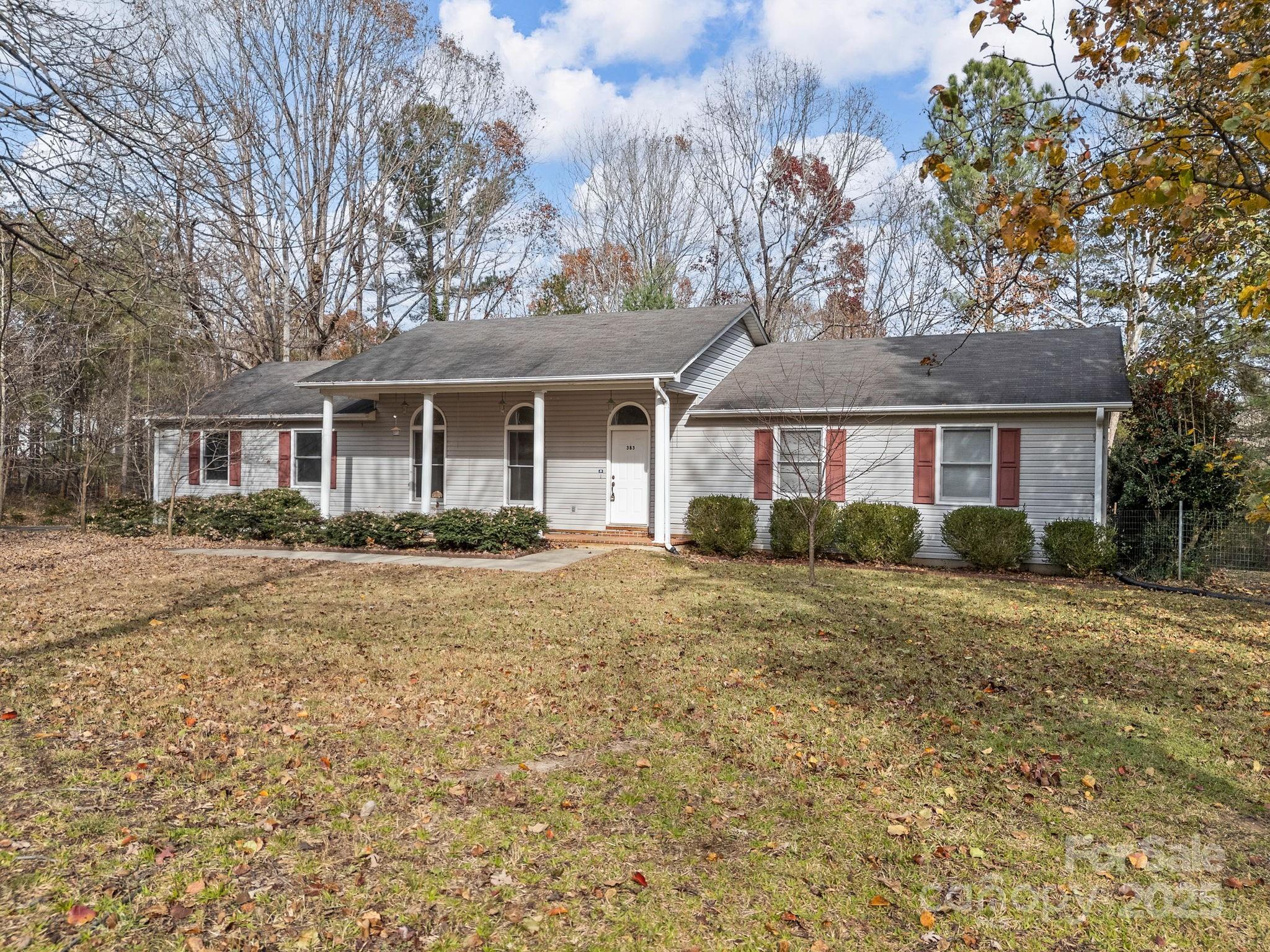 383 Woody Circle — Tryon