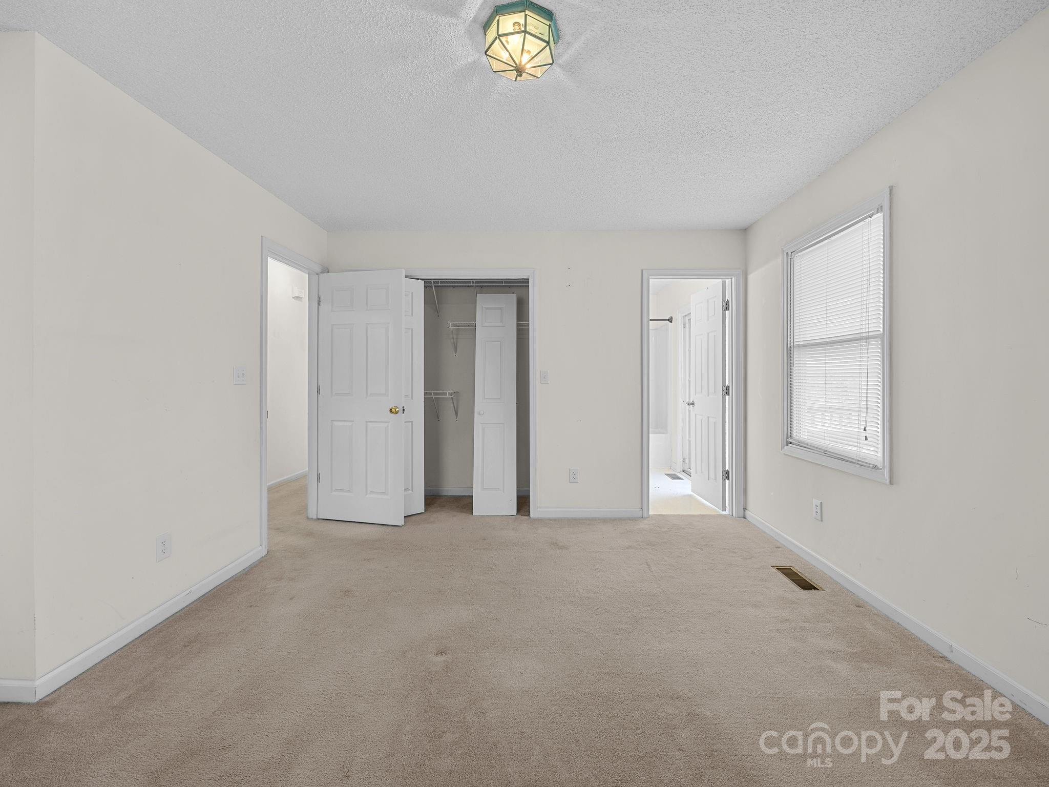 383 Woody Circle — Tryon