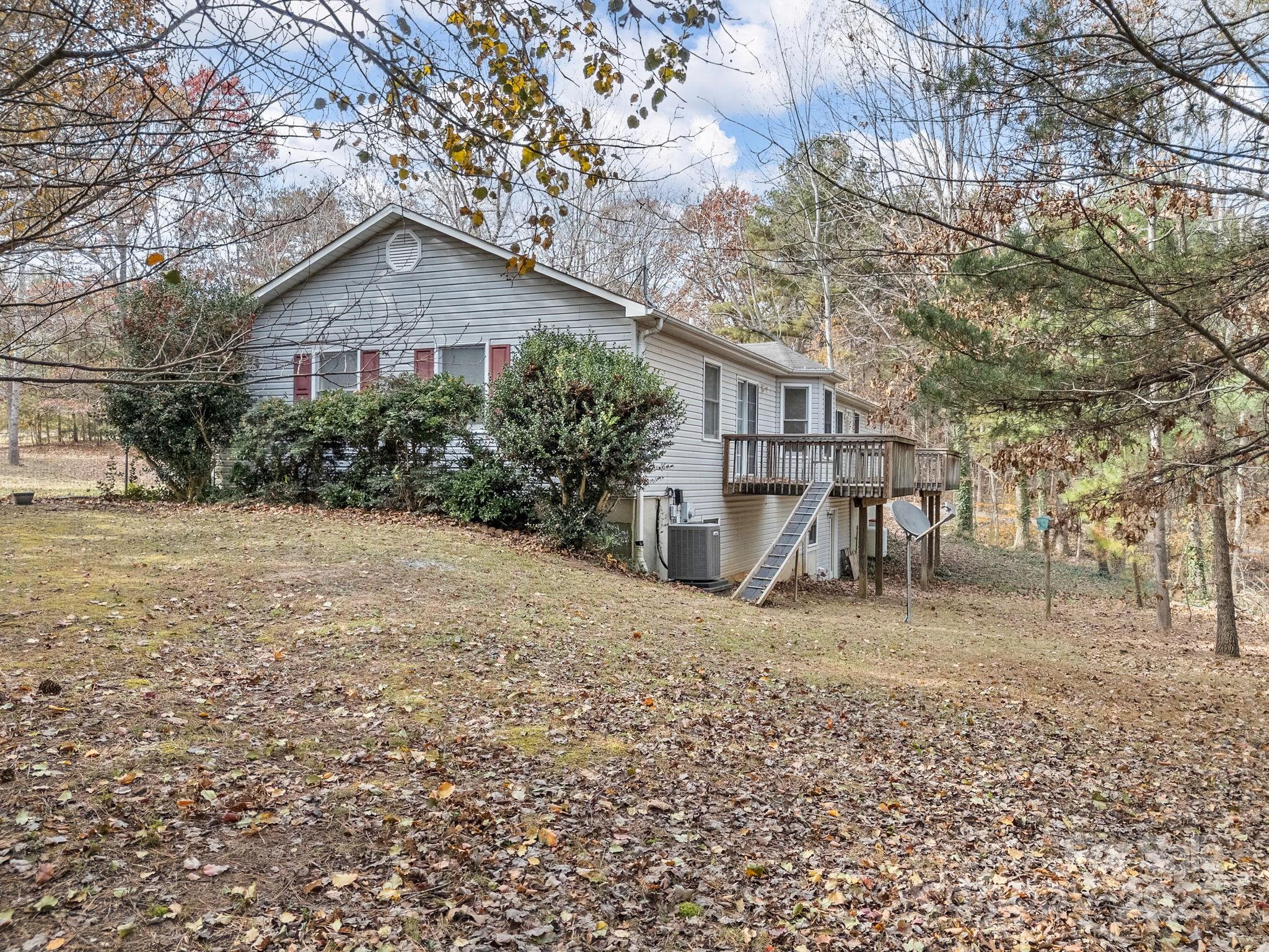 383 Woody Circle — Tryon