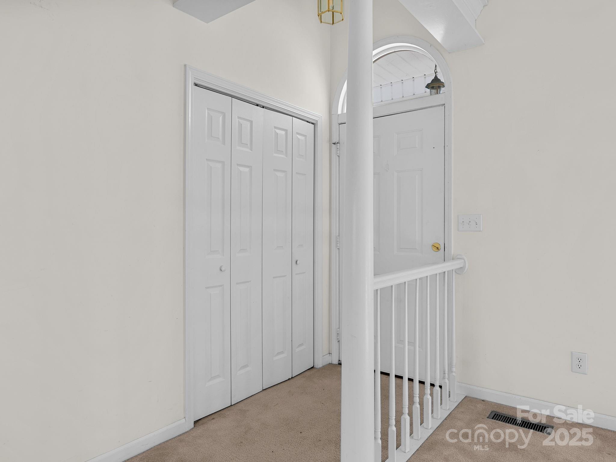 383 Woody Circle — Tryon