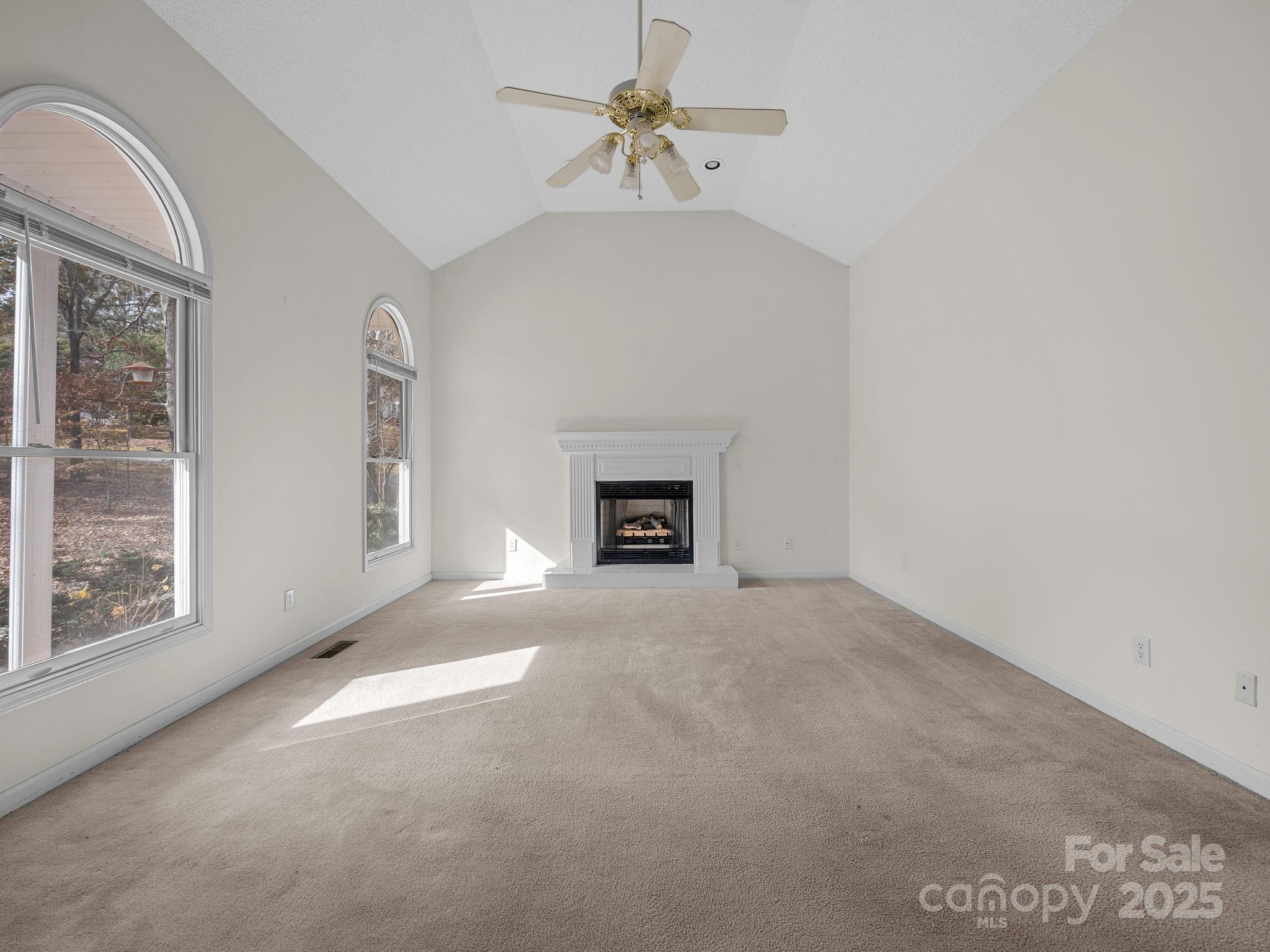 383 Woody Circle — Tryon