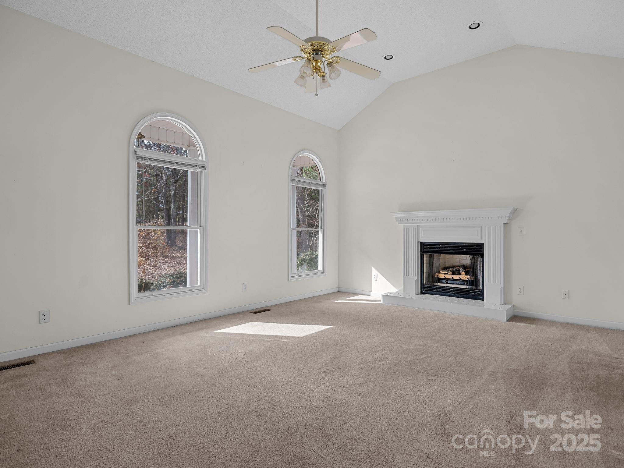 383 Woody Circle — Tryon