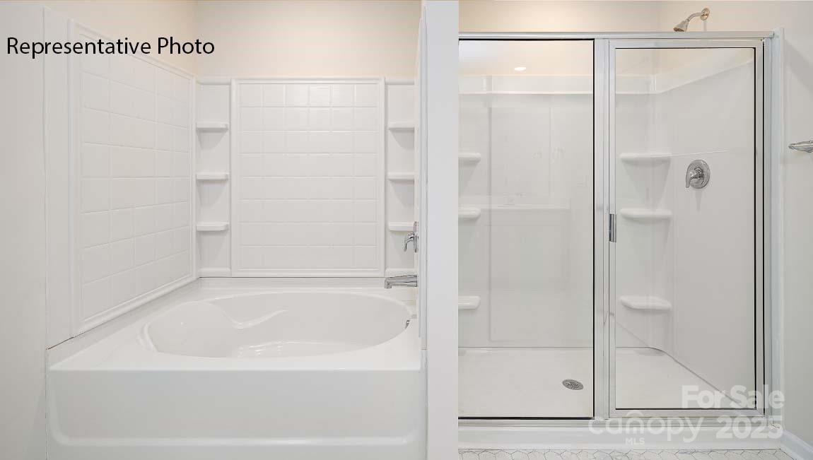 2054 10th Street SE — Hickory