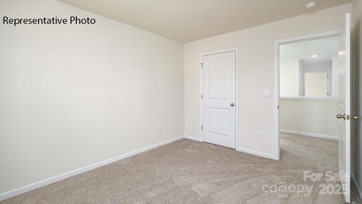 2054 10th Street SE — Hickory