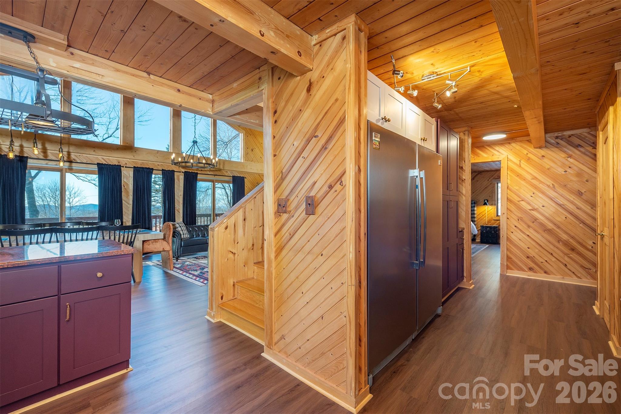 2338 El Miner Drive — Mars Hill
