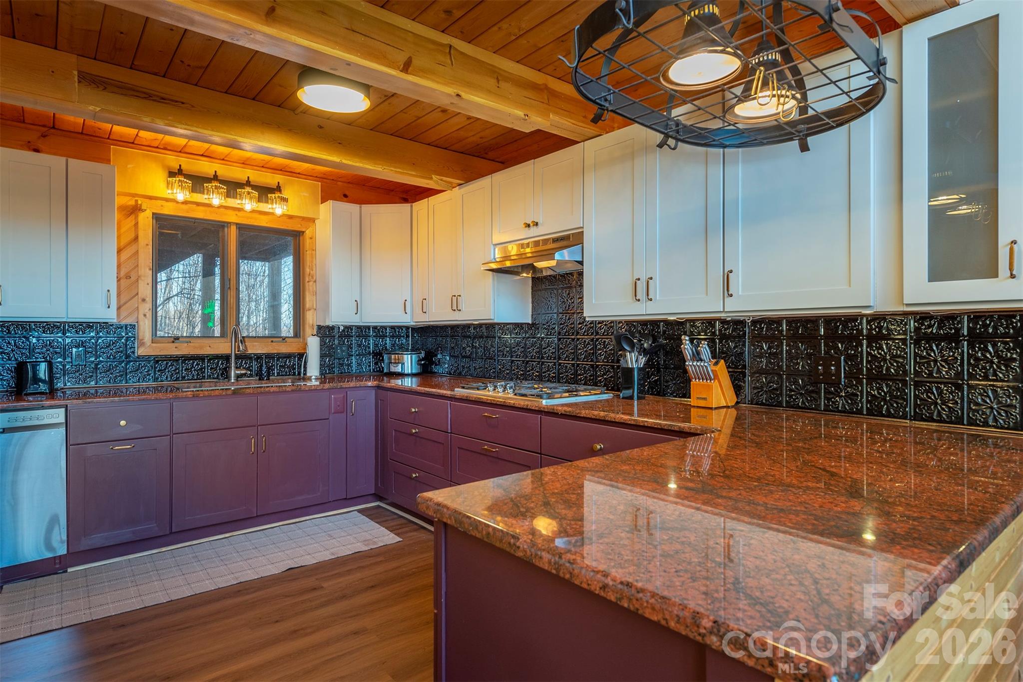 2338 El Miner Drive — Mars Hill