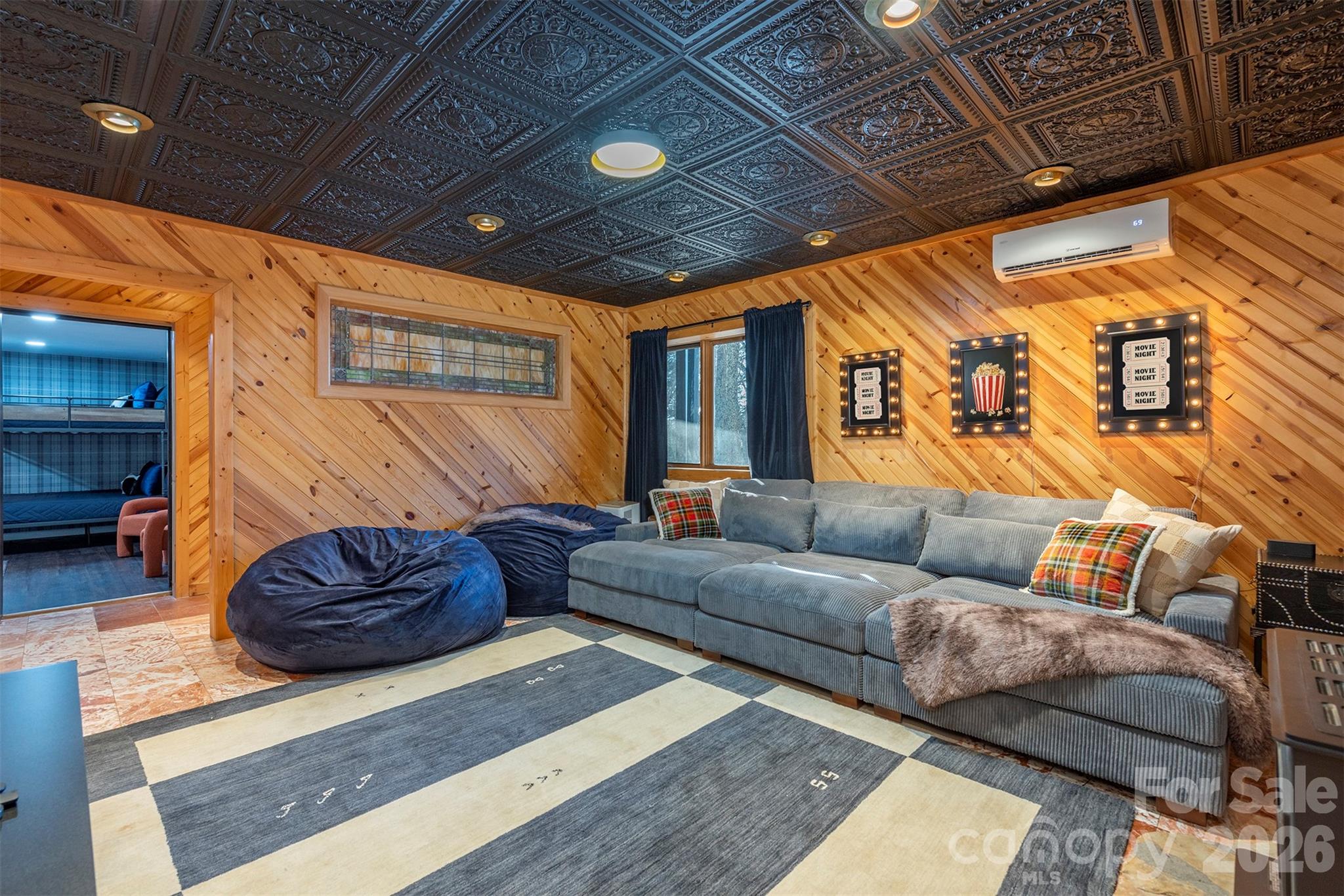 2338 El Miner Drive — Mars Hill
