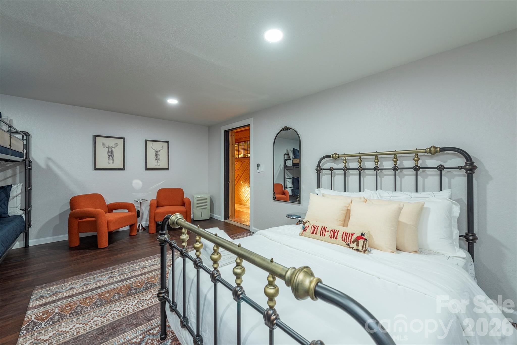 2338 El Miner Drive — Mars Hill