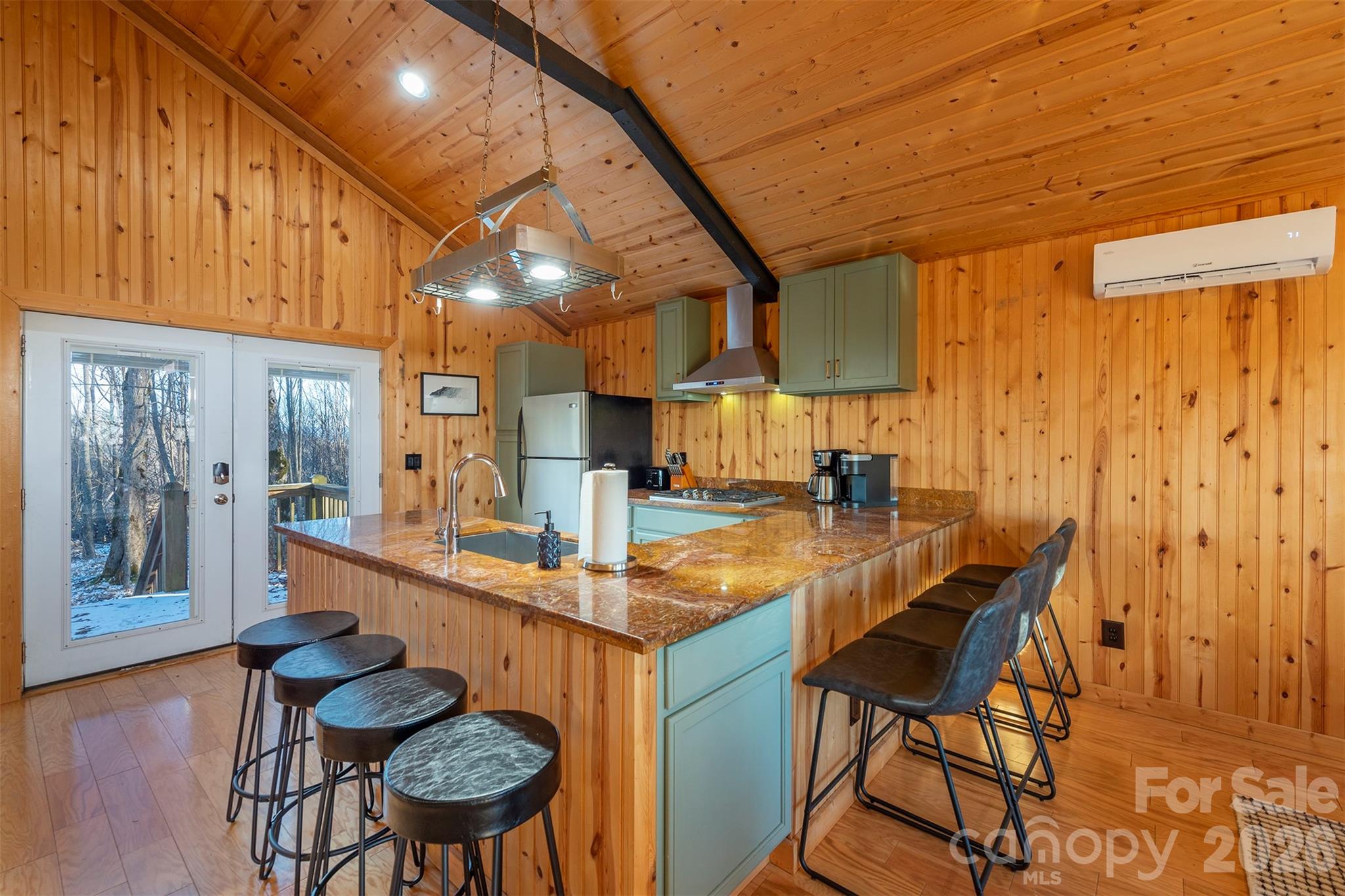 2338 El Miner Drive — Mars Hill