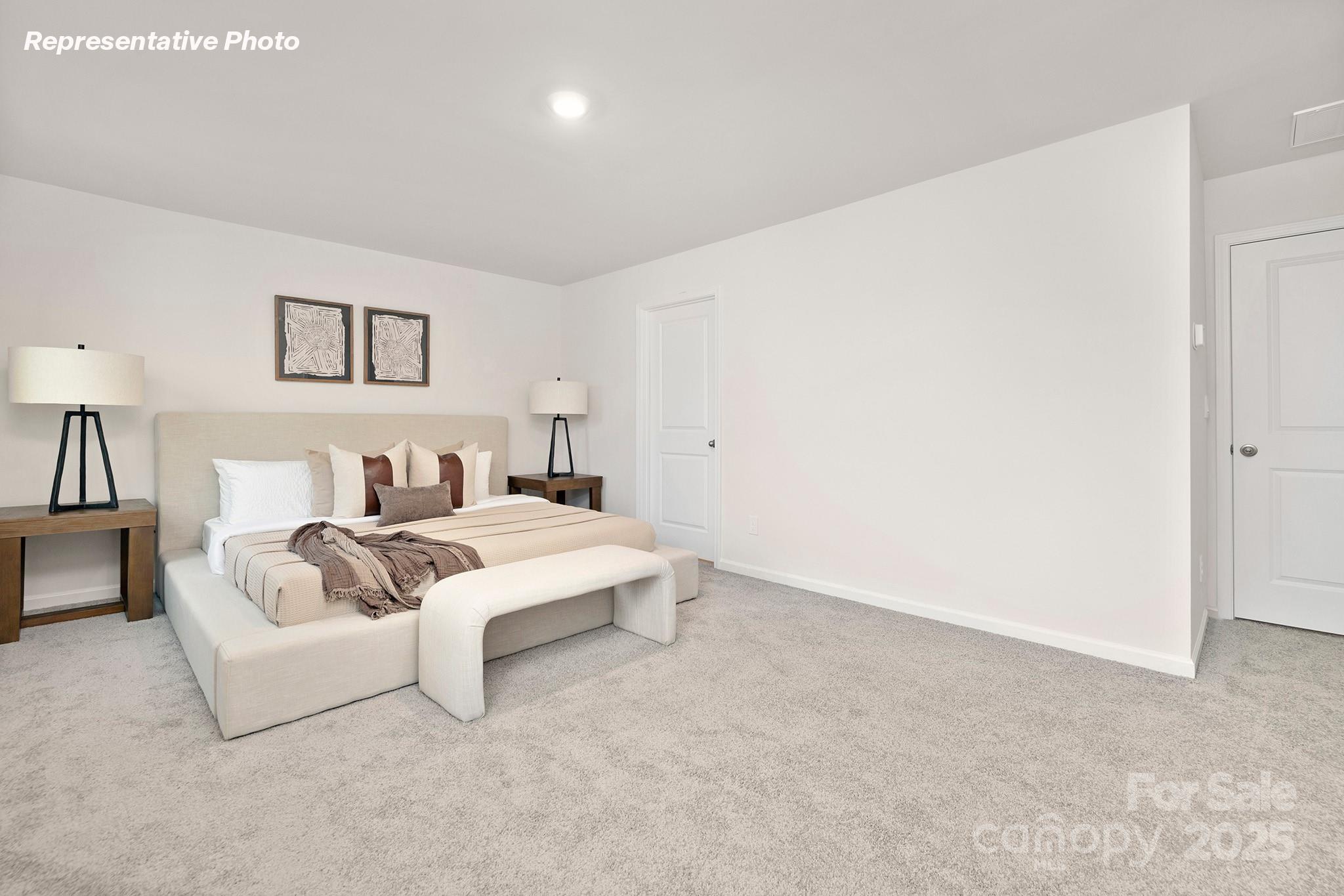 2058 10th Street SE — Hickory