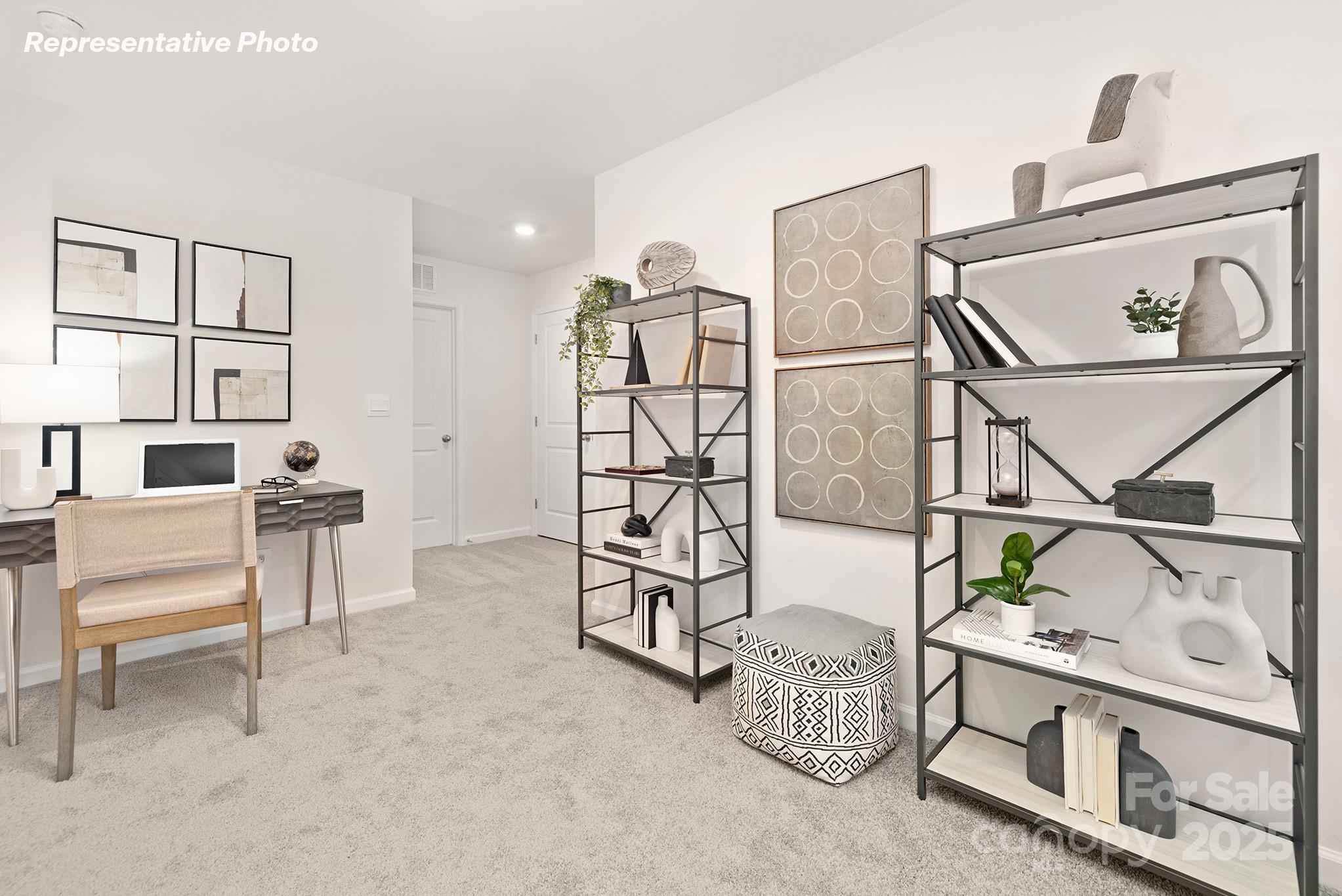 2058 10th Street SE — Hickory