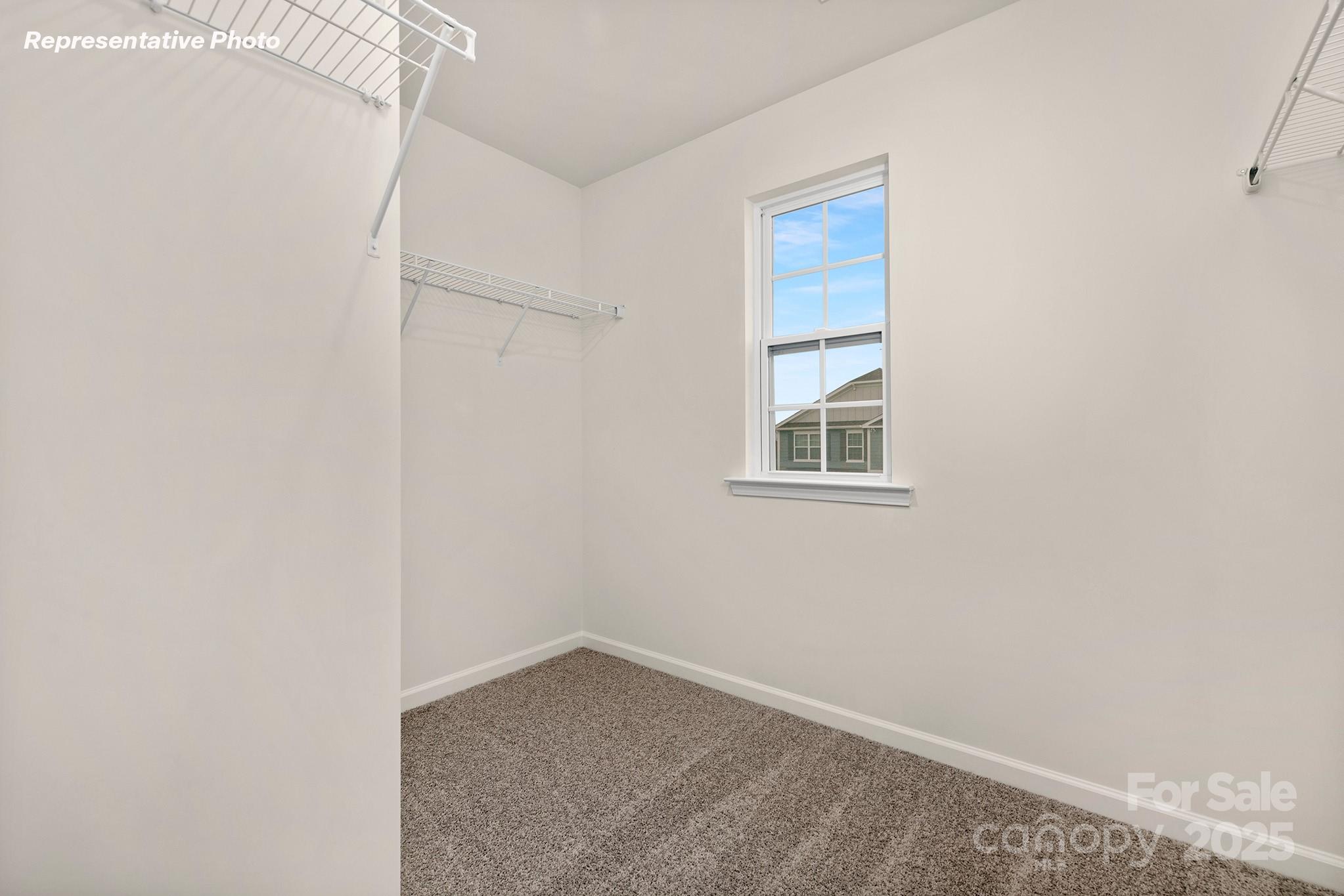 2058 10th Street SE — Hickory
