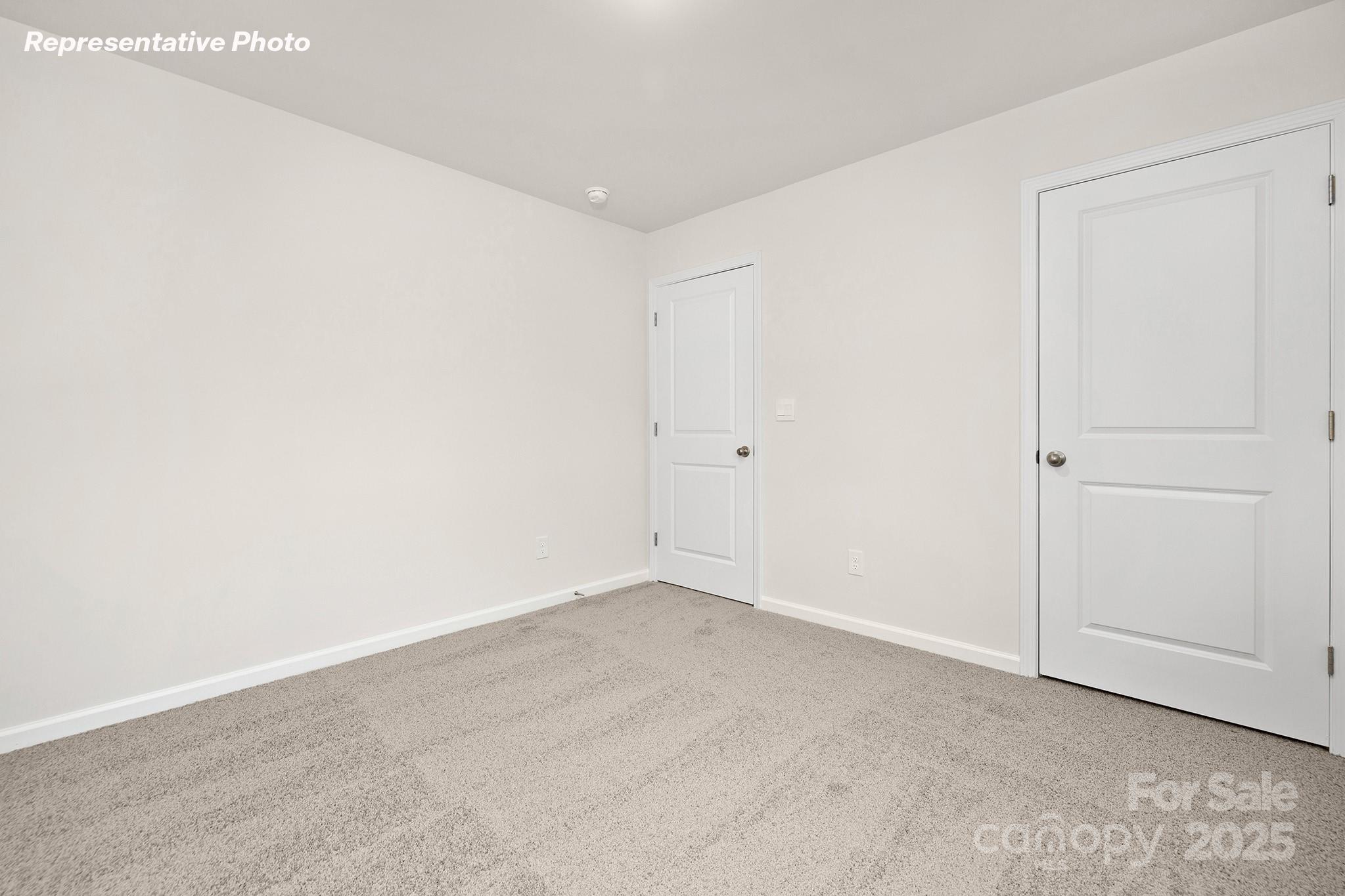 2058 10th Street SE — Hickory