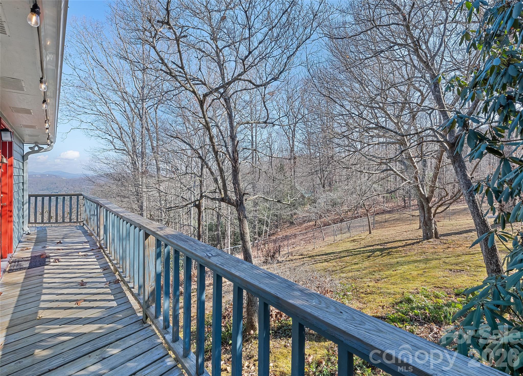 1350 Davis Mountain Road — Hendersonville