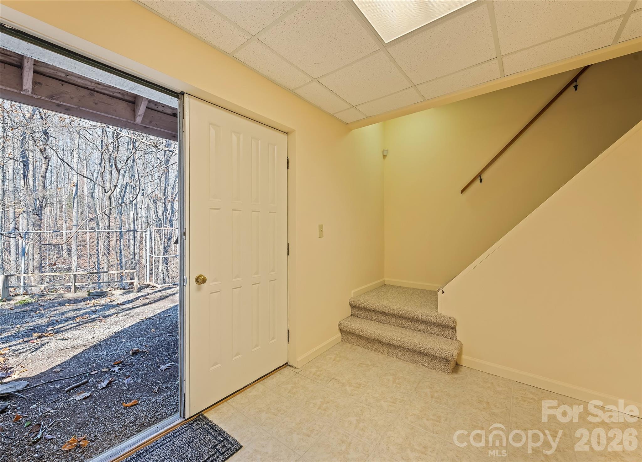 1350 Davis Mountain Road — Hendersonville
