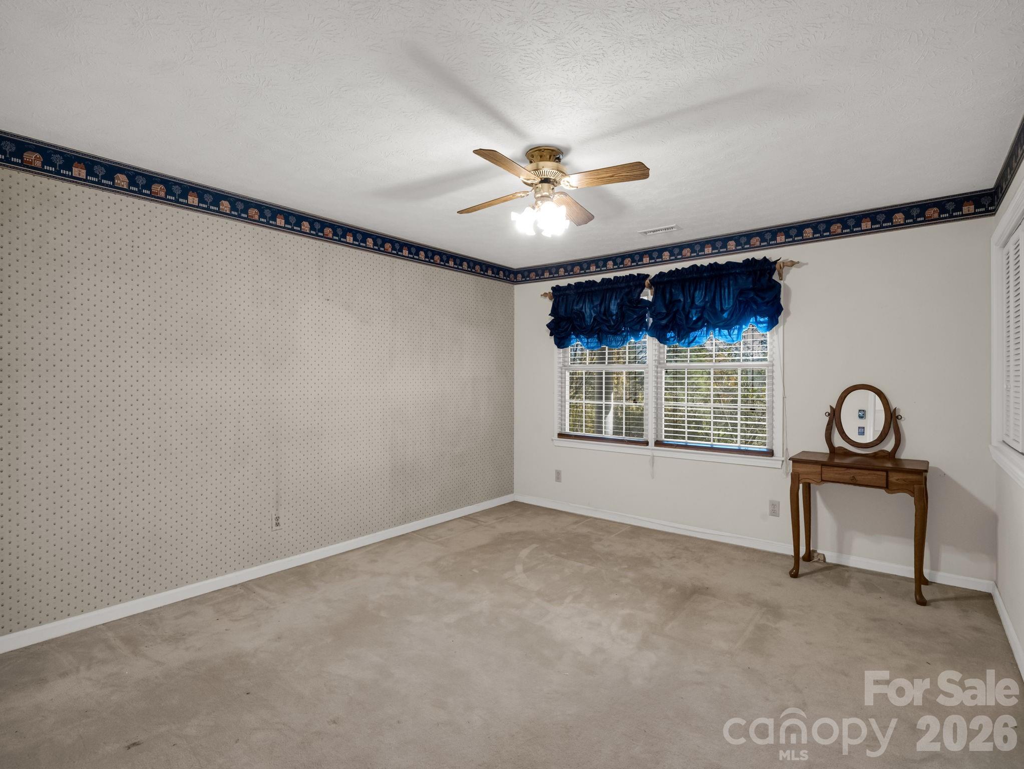 1867 Fruitland Road — Hendersonville