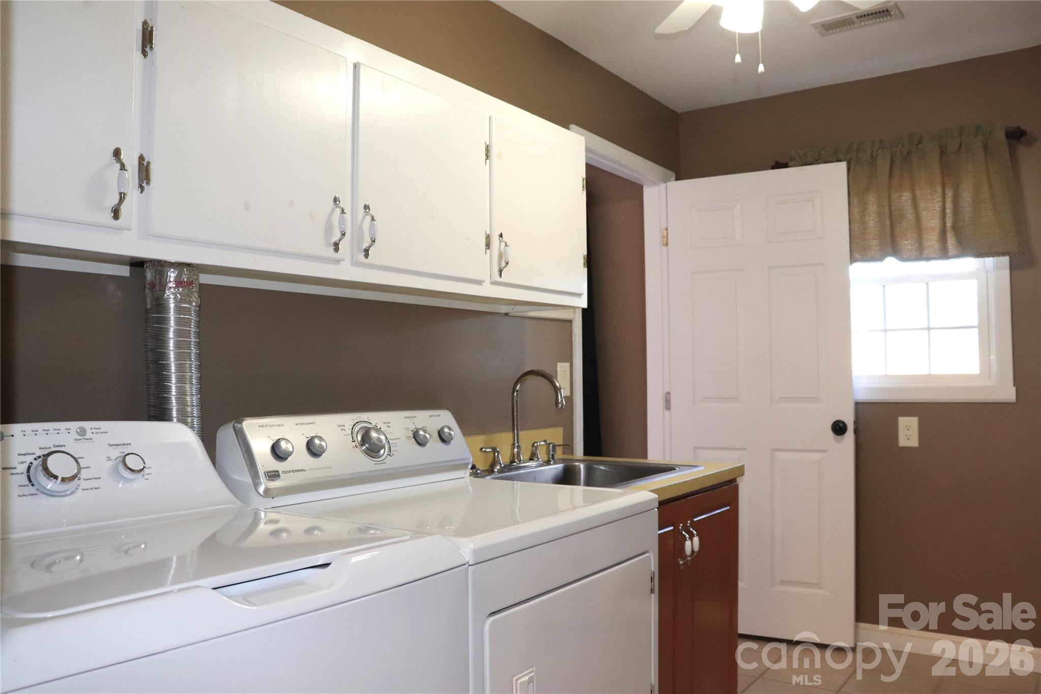 3041 Heffner Place — Hudson