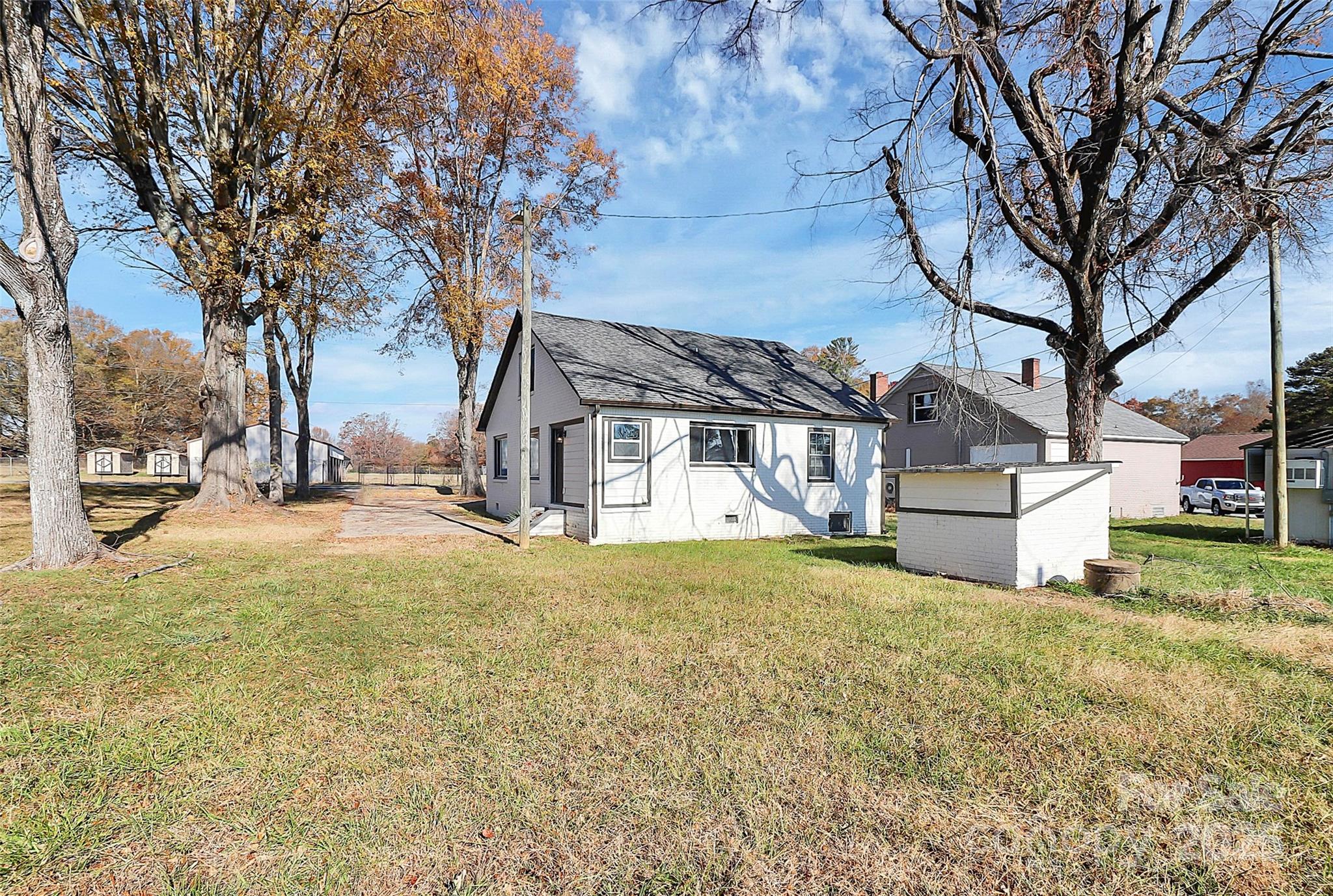 108 Lee Drive — Shelby