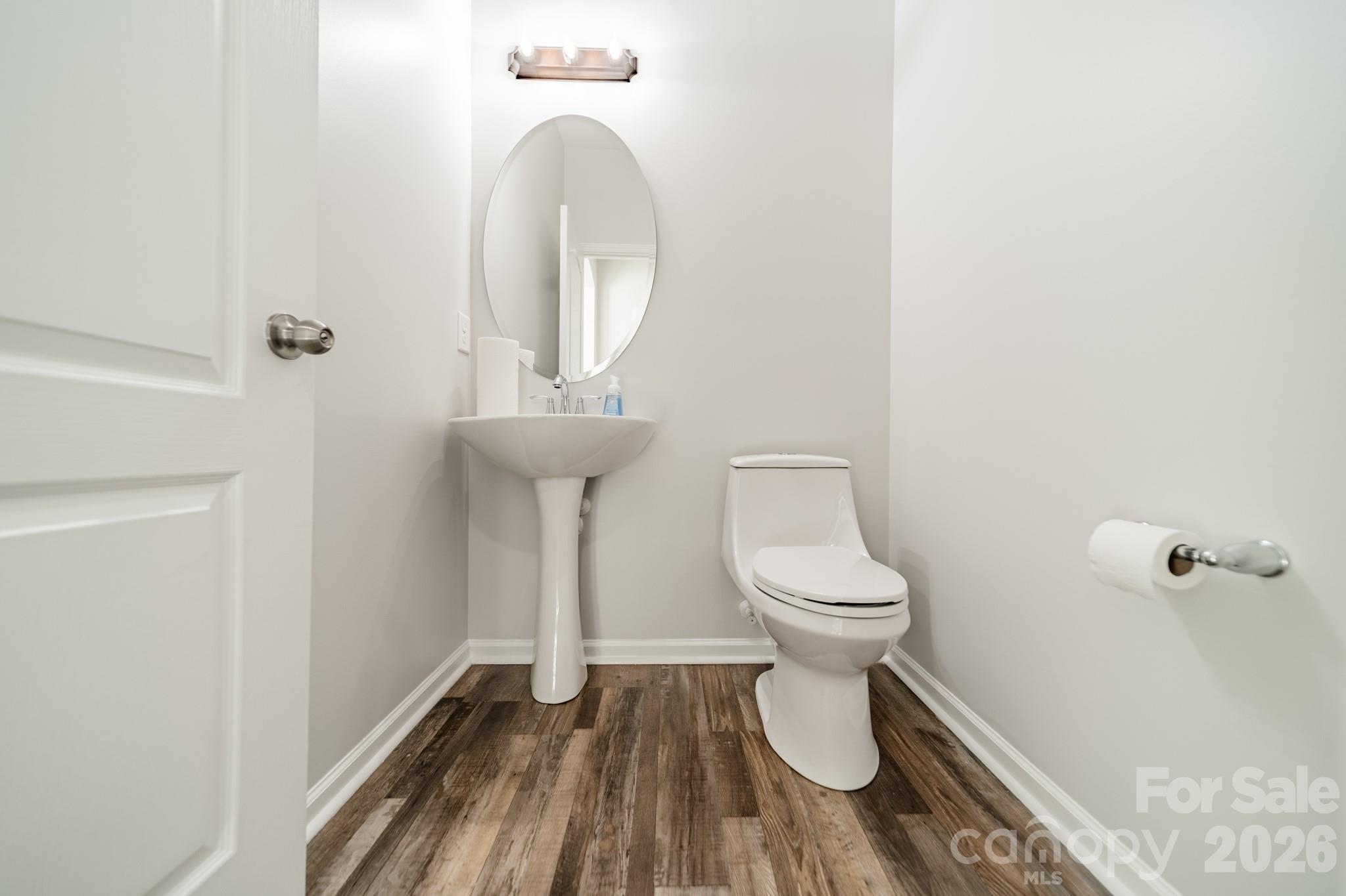 18426 W Catawba Avenue — Cornelius