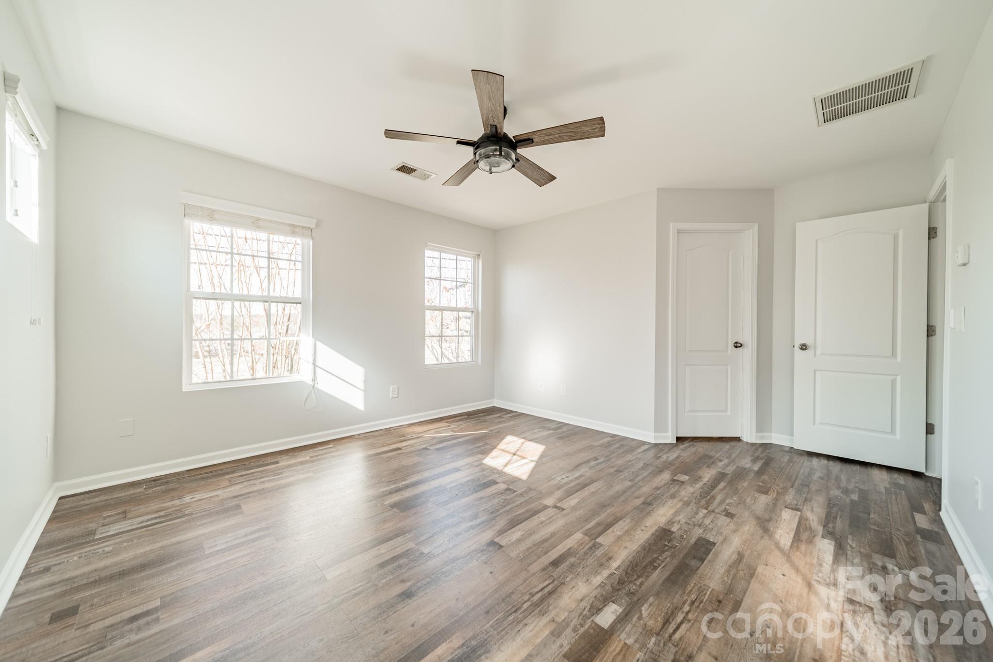 18426 W Catawba Avenue — Cornelius