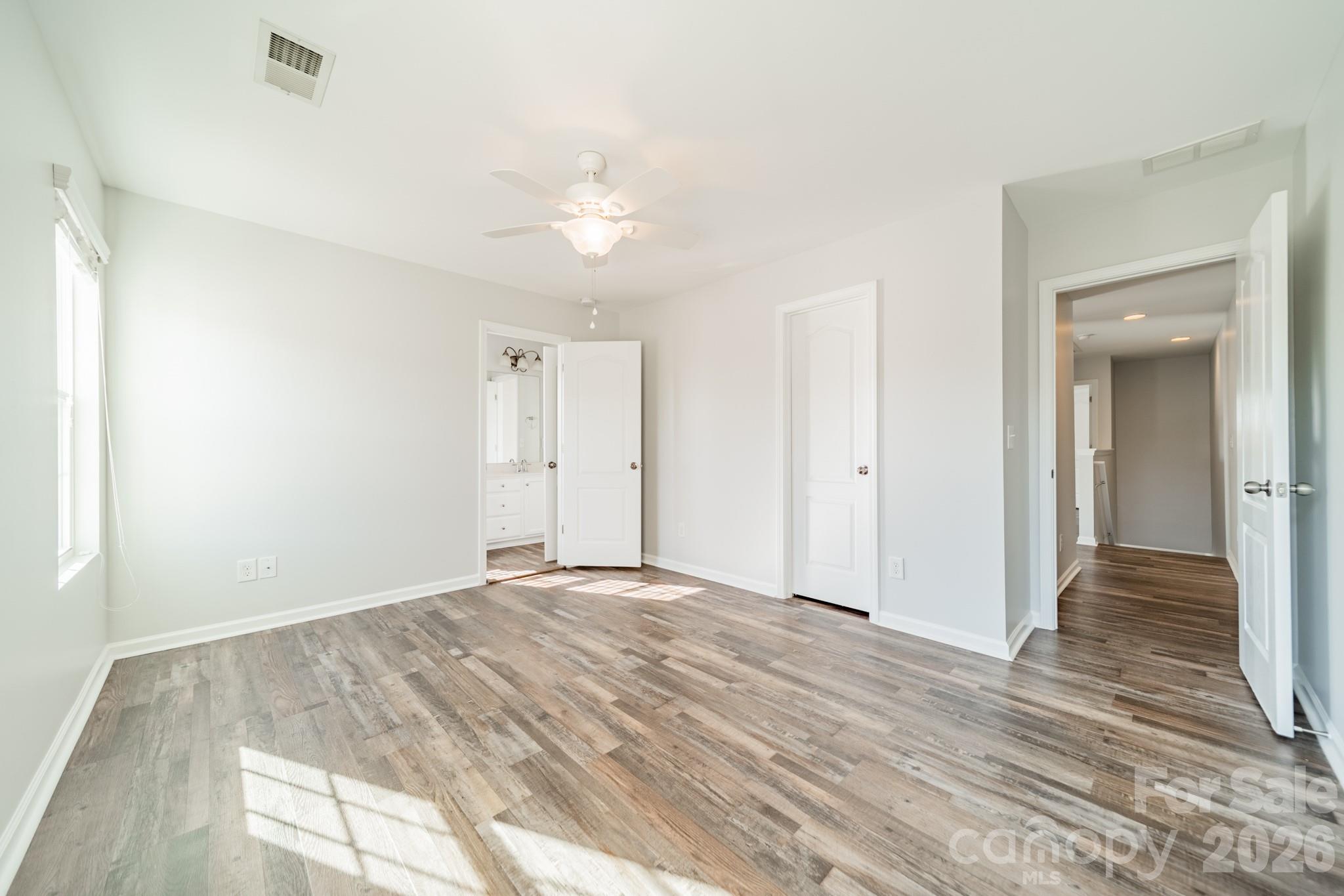 18426 W Catawba Avenue — Cornelius