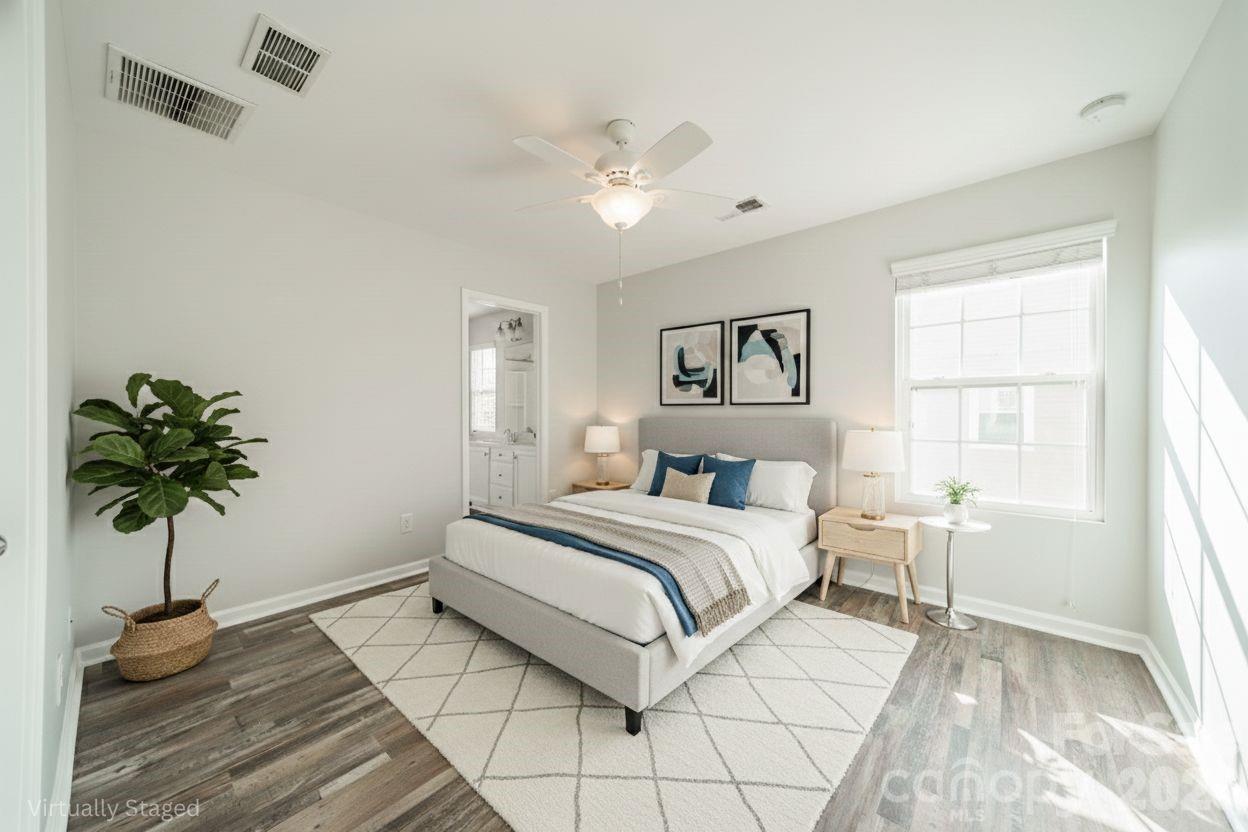 18426 W Catawba Avenue — Cornelius