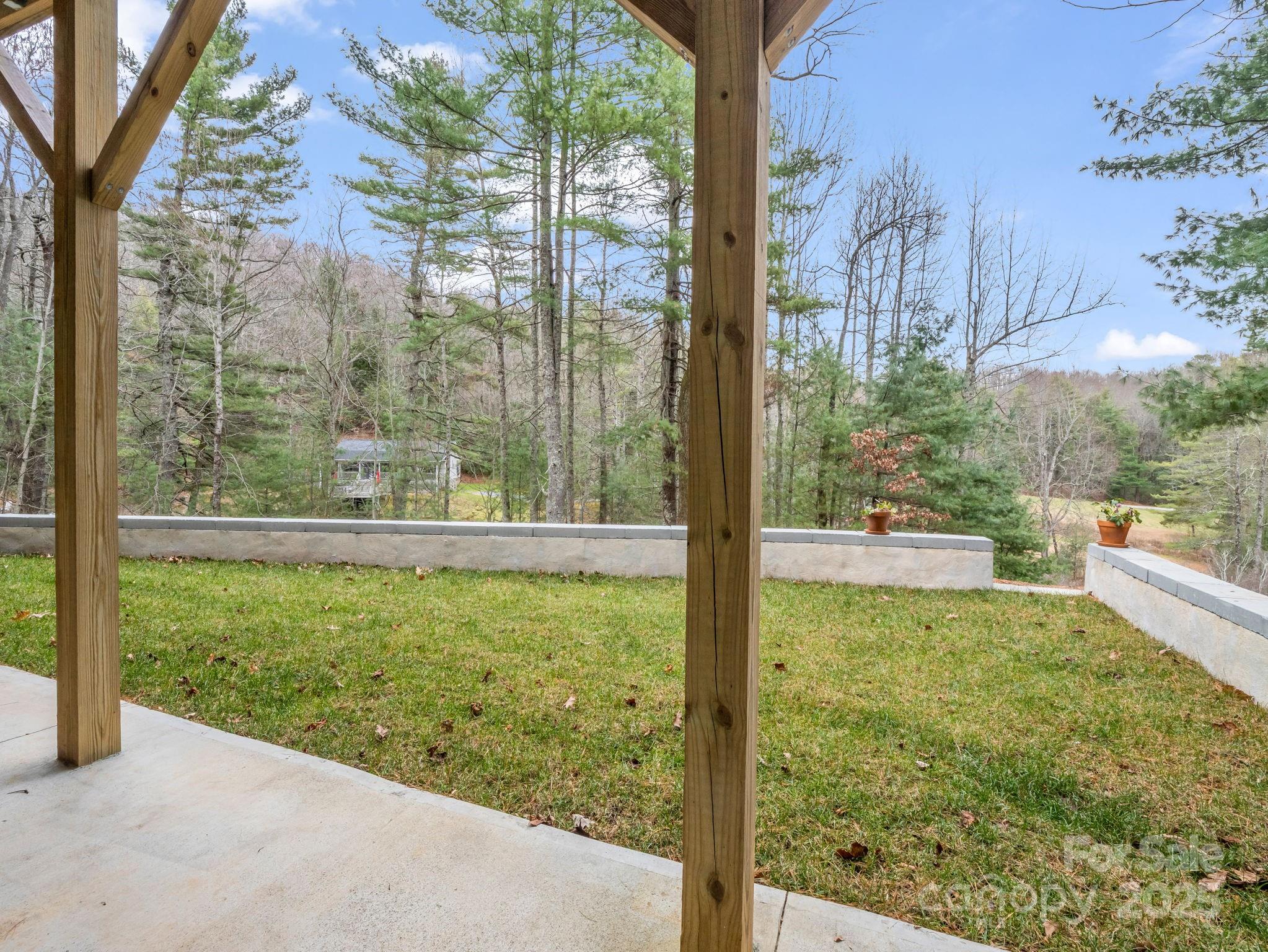 48 Rainbow Lake Circle — Black Mountain