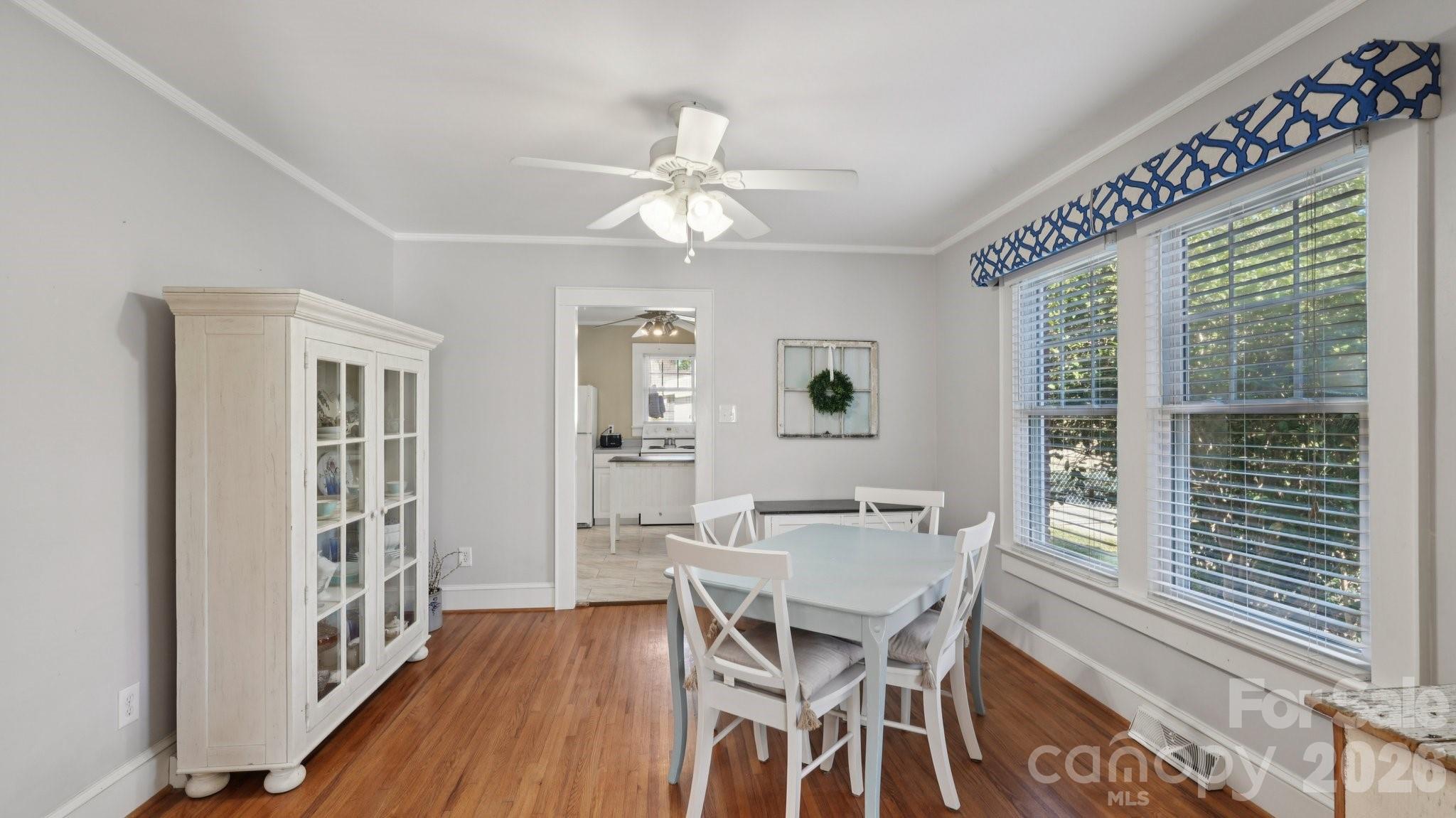 552 Hyde Park Drive NE — Concord