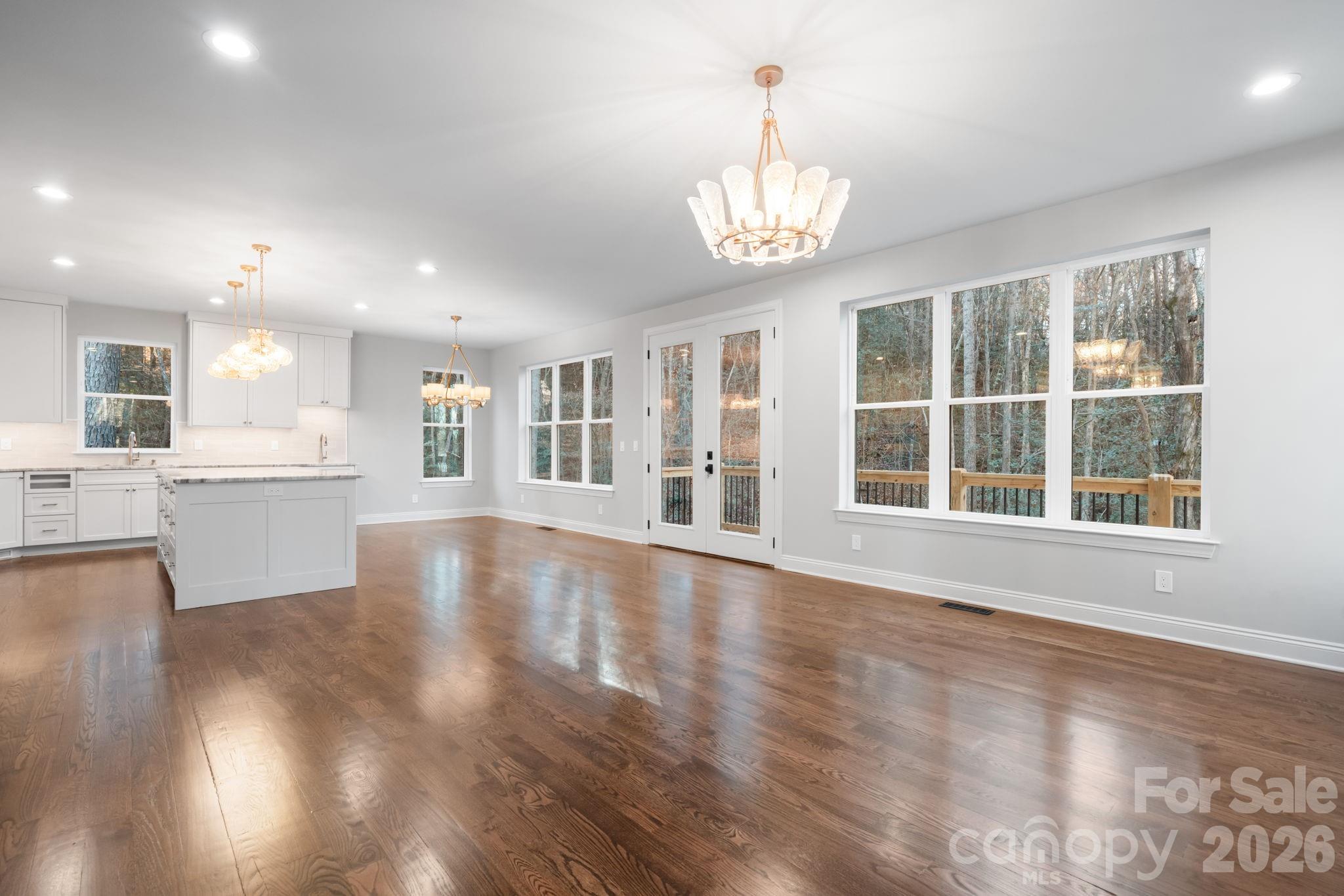 5163 Hurricane Hill Road — Granite Falls