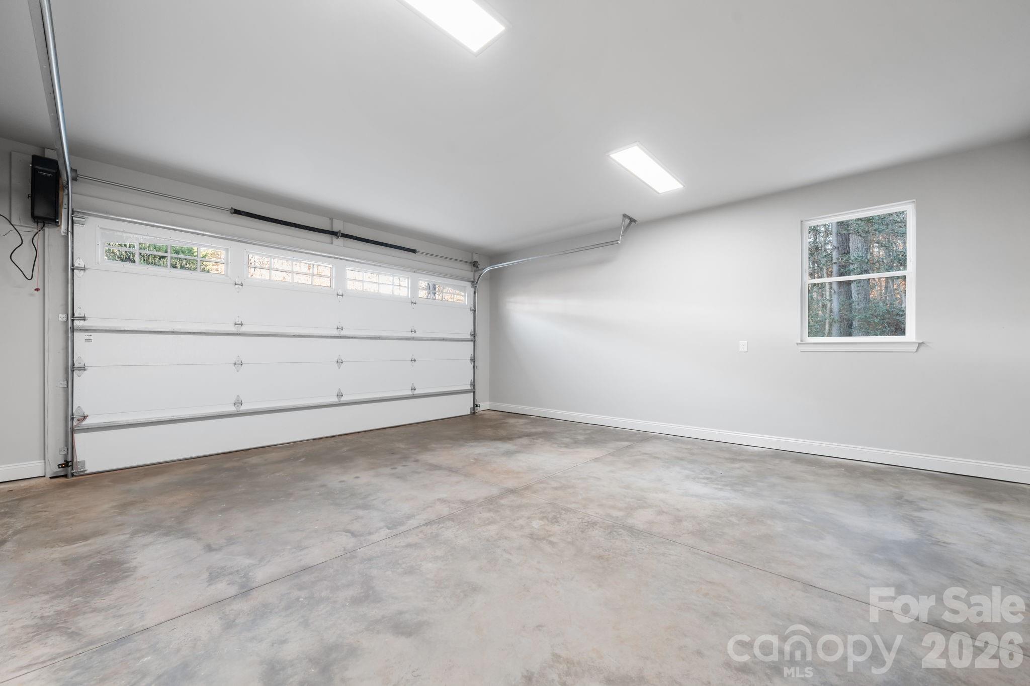 5163 Hurricane Hill Road — Granite Falls