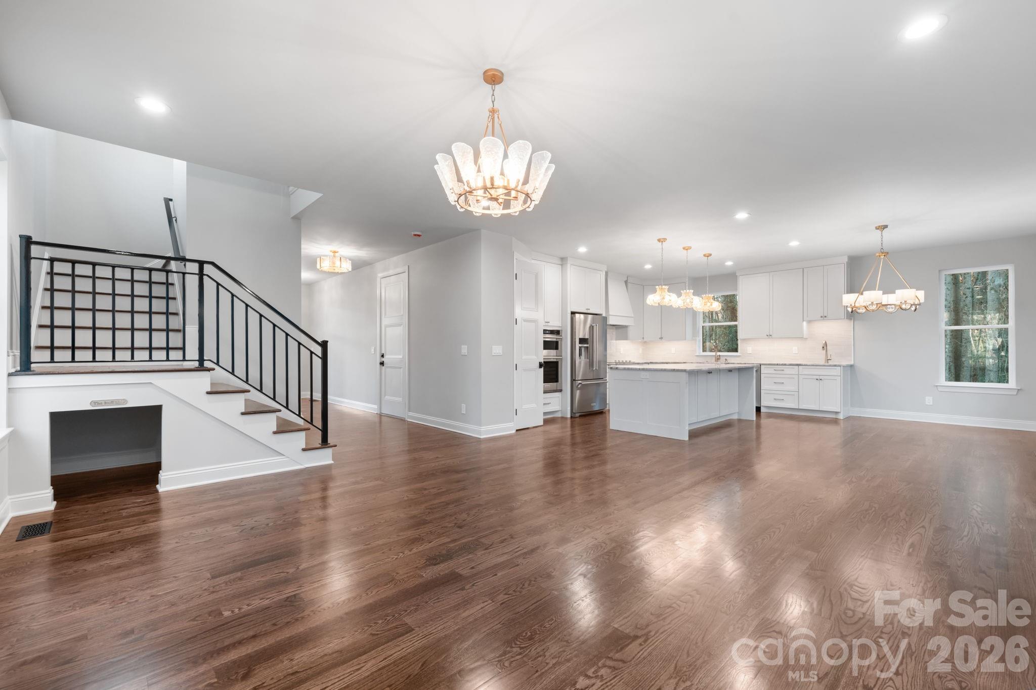 5163 Hurricane Hill Road — Granite Falls