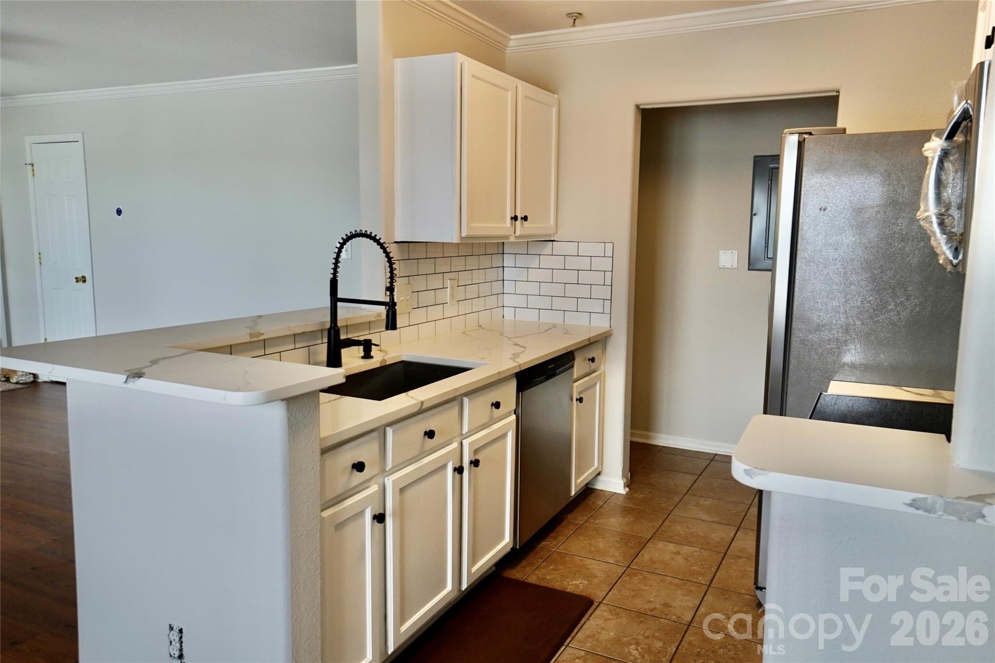 4010 Town Center Road — Harrisburg