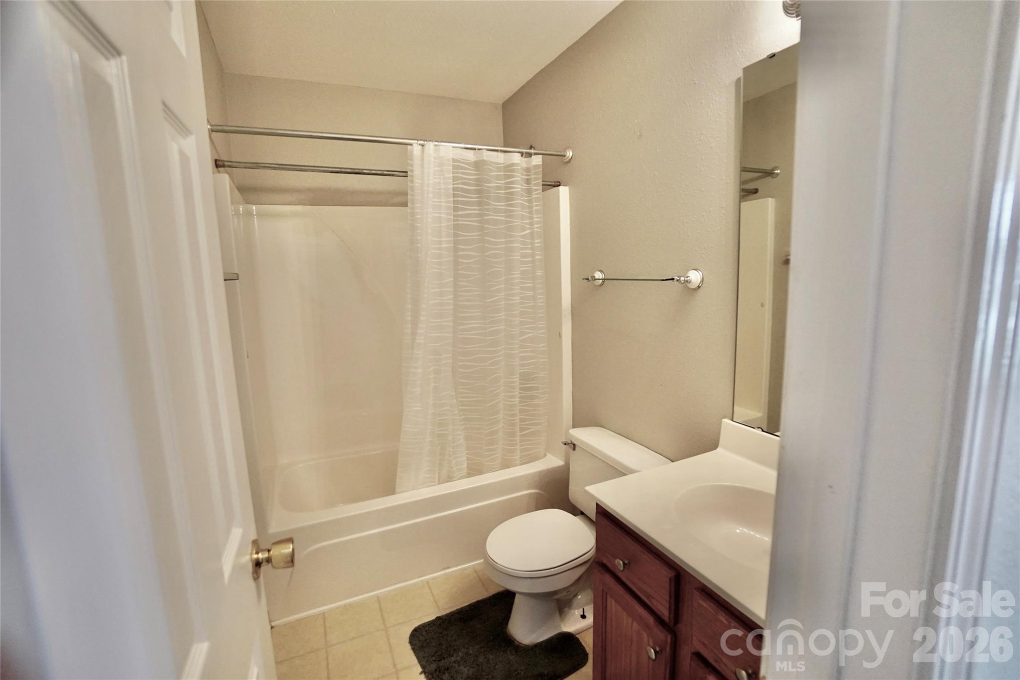 4010 Town Center Road — Harrisburg