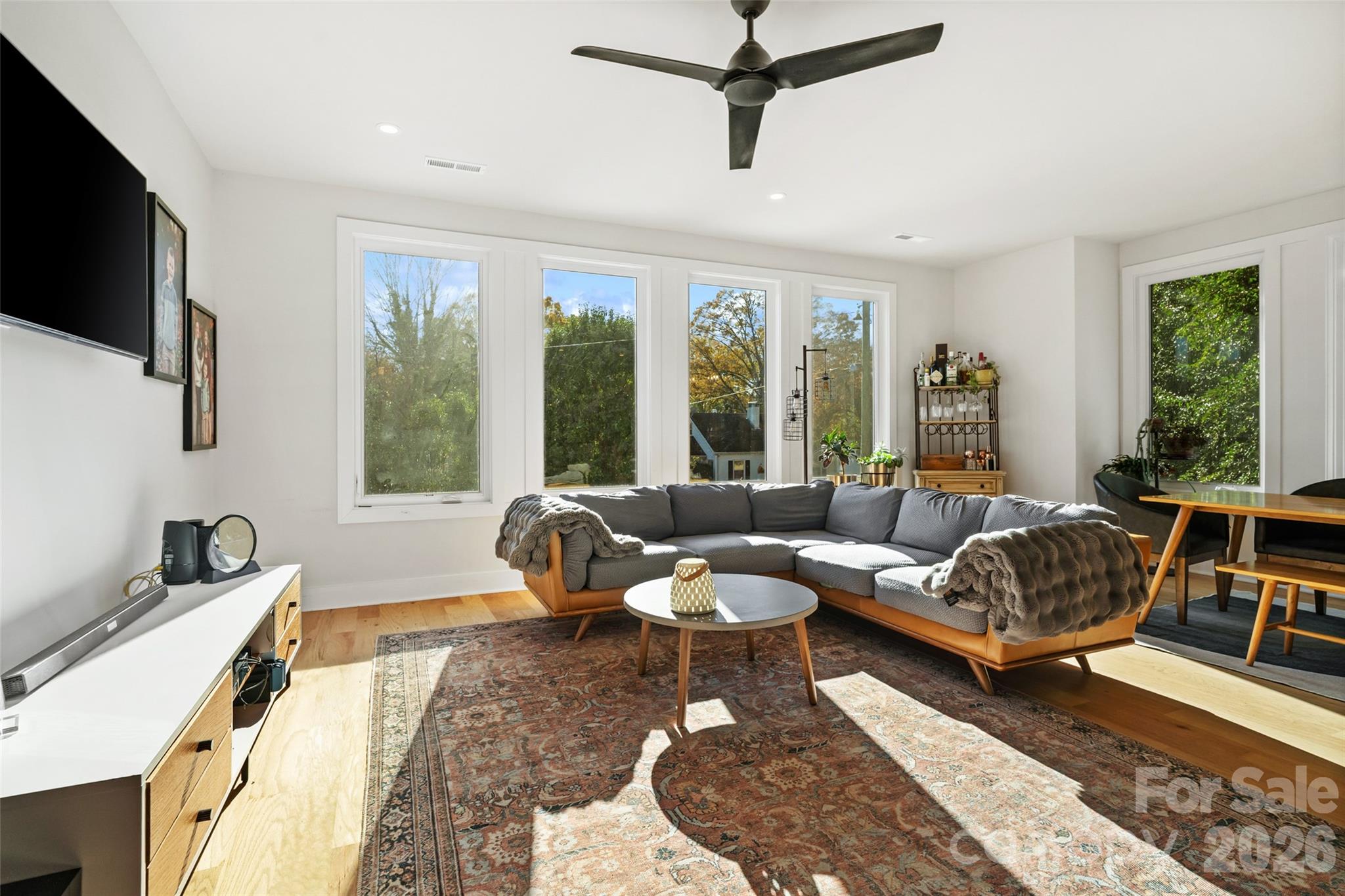 1549 Pinecrest Avenue — Charlotte