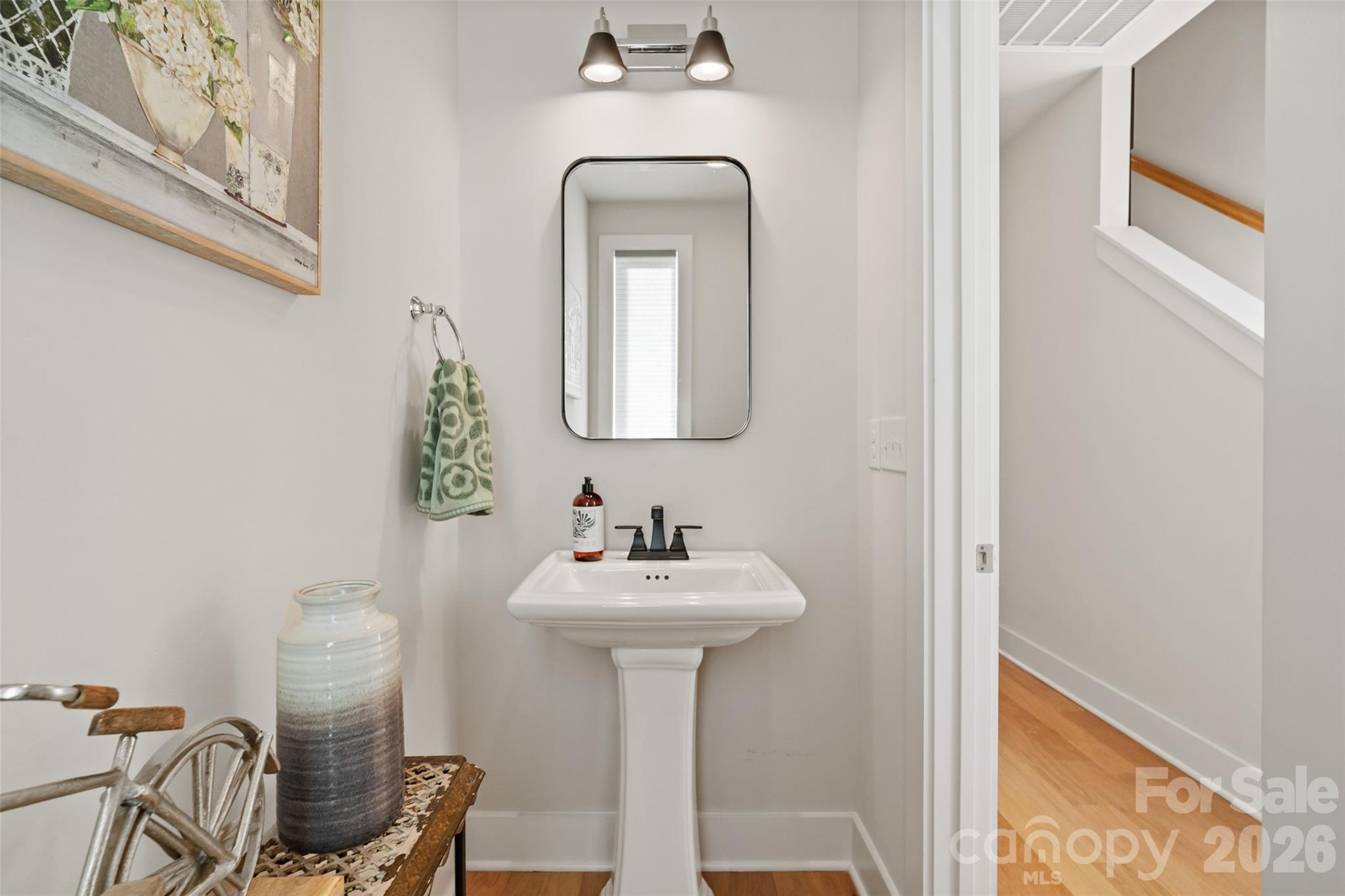 1549 Pinecrest Avenue — Charlotte
