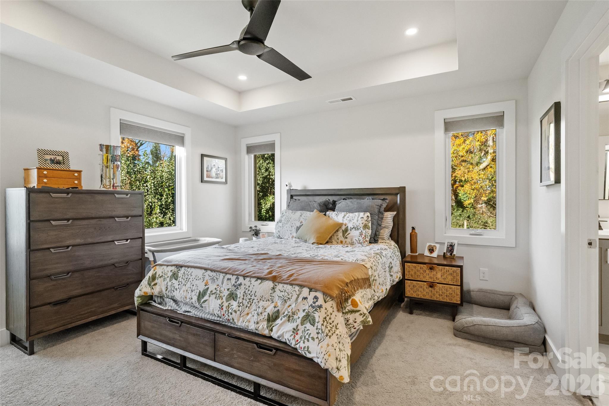 1549 Pinecrest Avenue — Charlotte