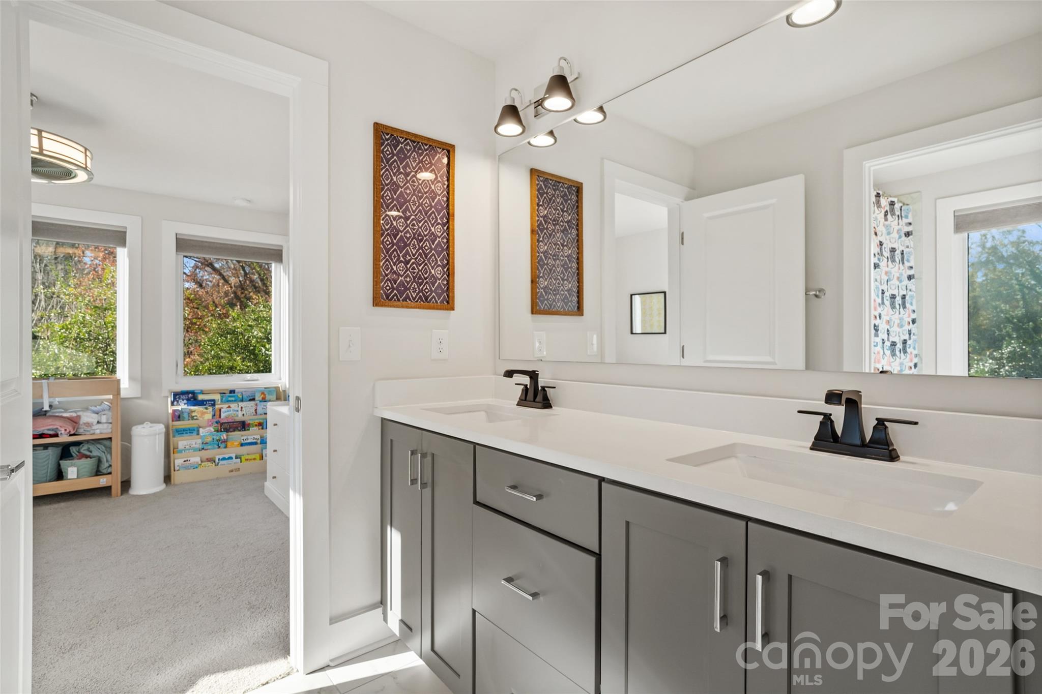 1549 Pinecrest Avenue — Charlotte