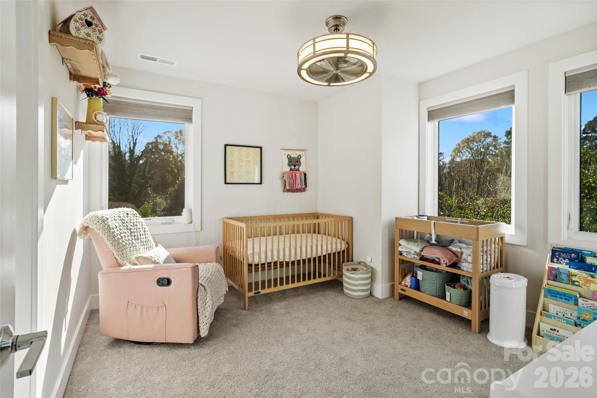 1549 Pinecrest Avenue — Charlotte