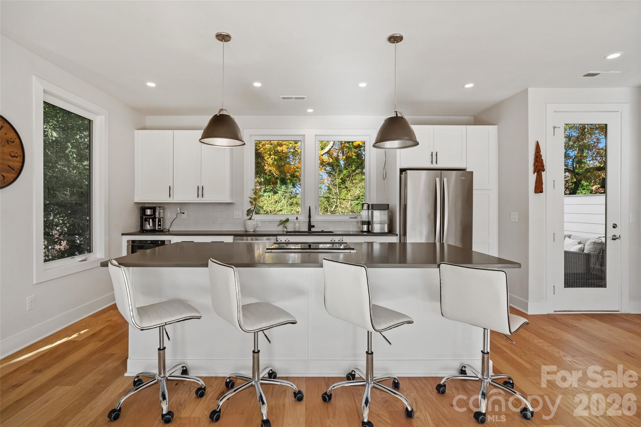1549 Pinecrest Avenue — Charlotte